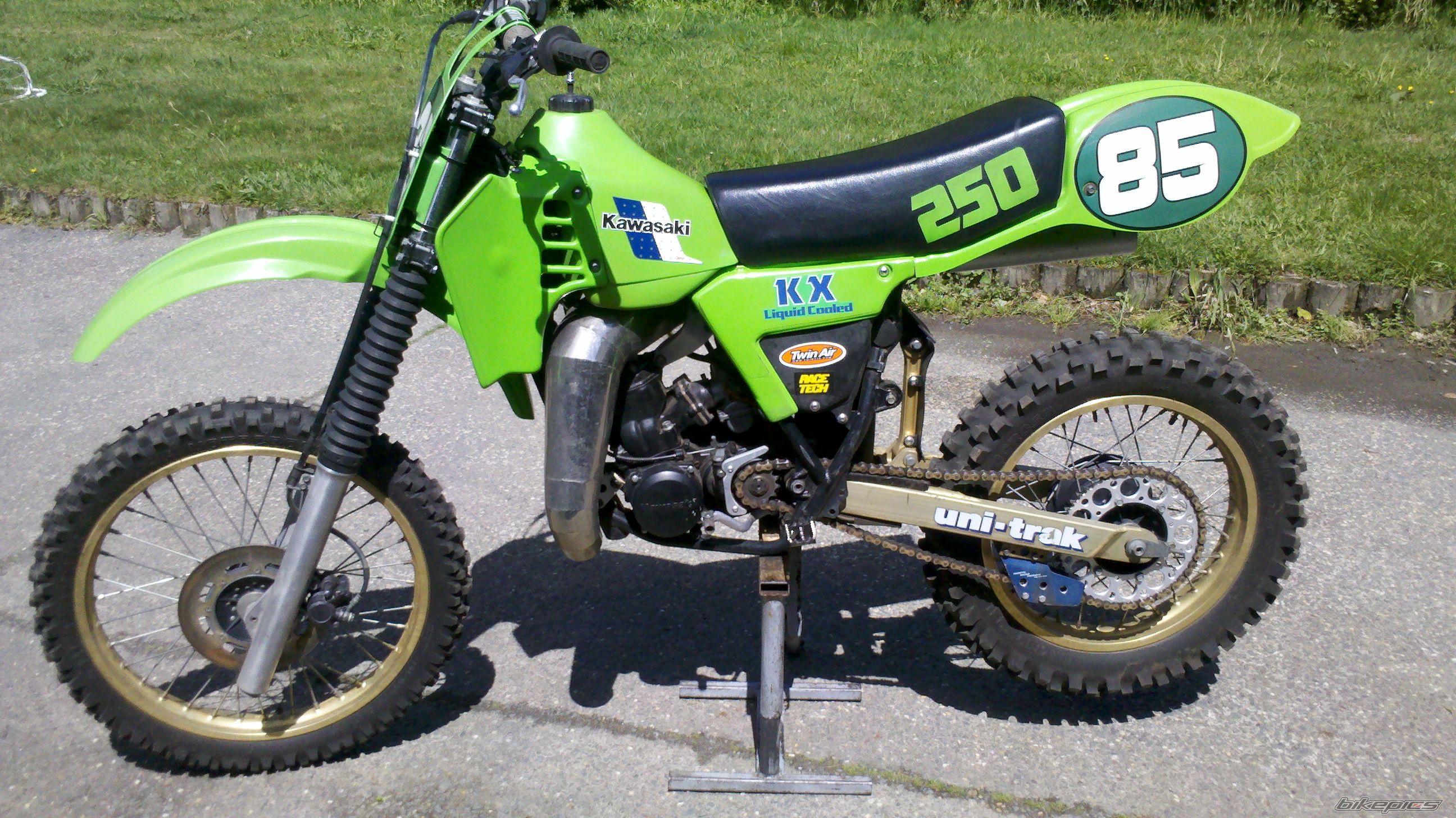 1983 KAWASAKI KX 250 | Picture 2467191 motorcycle photo