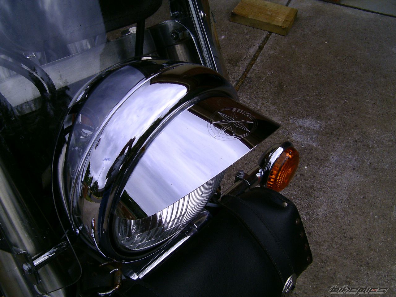 2001 YAMAHA XVS 650 DRAG STAR CLASSIC | Picture 2469139 motorcycle photo