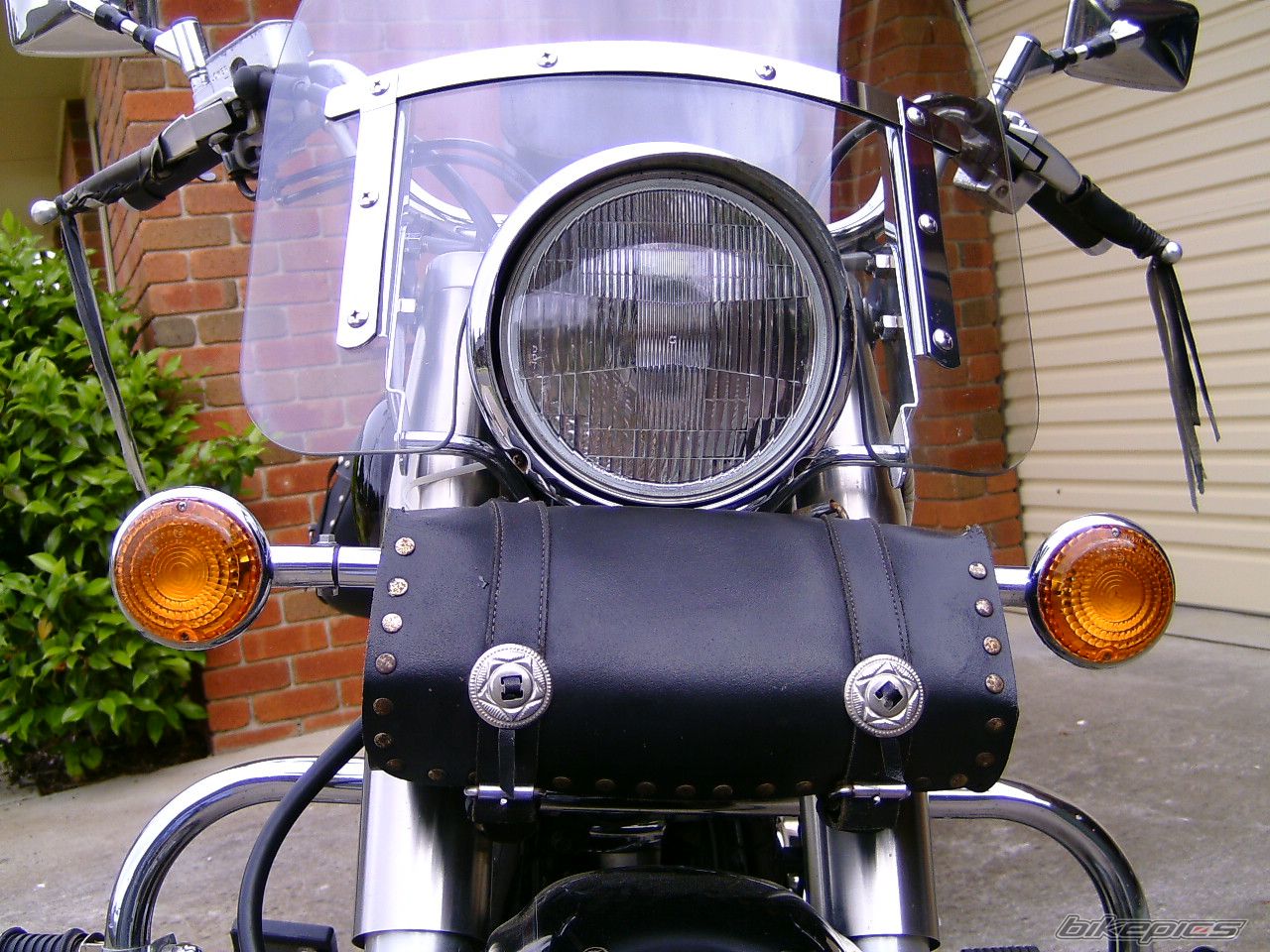 2001 YAMAHA XVS 650 DRAG STAR CLASSIC | Picture 2469140 motorcycle photo