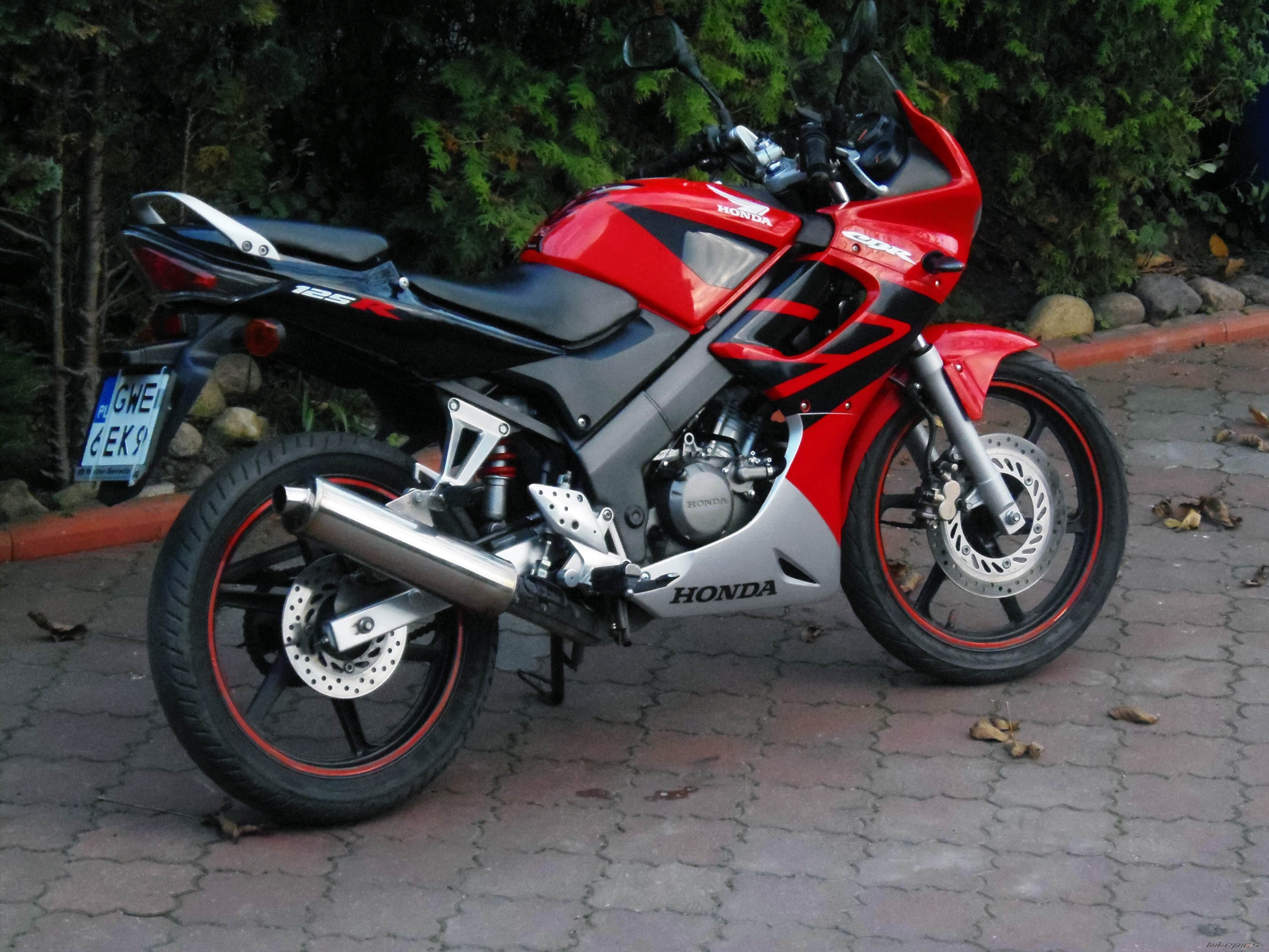 2006 HONDA CBR 125 | Picture 2471495 motorcycle photo