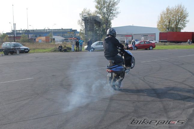 2006 YAMAHA JOG | Picture 2476004 motorcycle photo