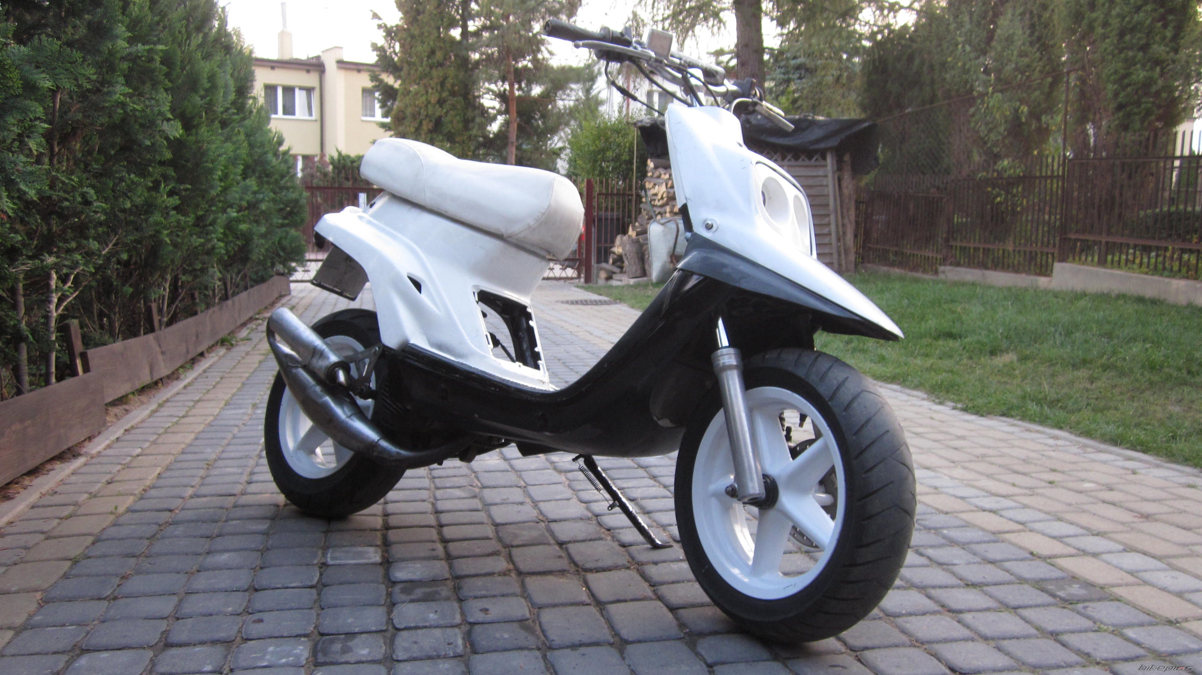 1995 MBK BOOSTER | Picture 2477127 motorcycle photo