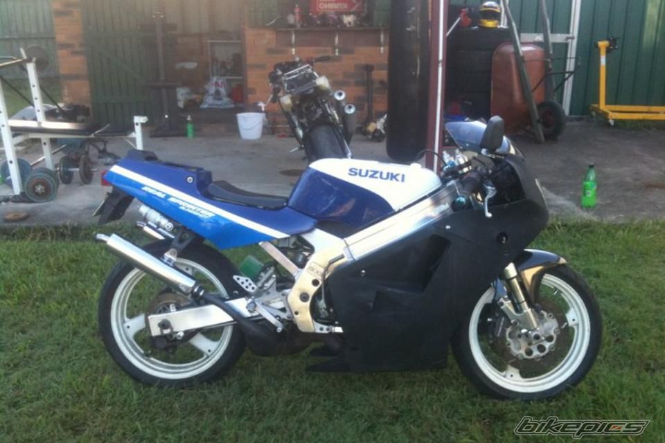 1989 SUZUKI RGV 250 | Picture 2478701 motorcycle photo