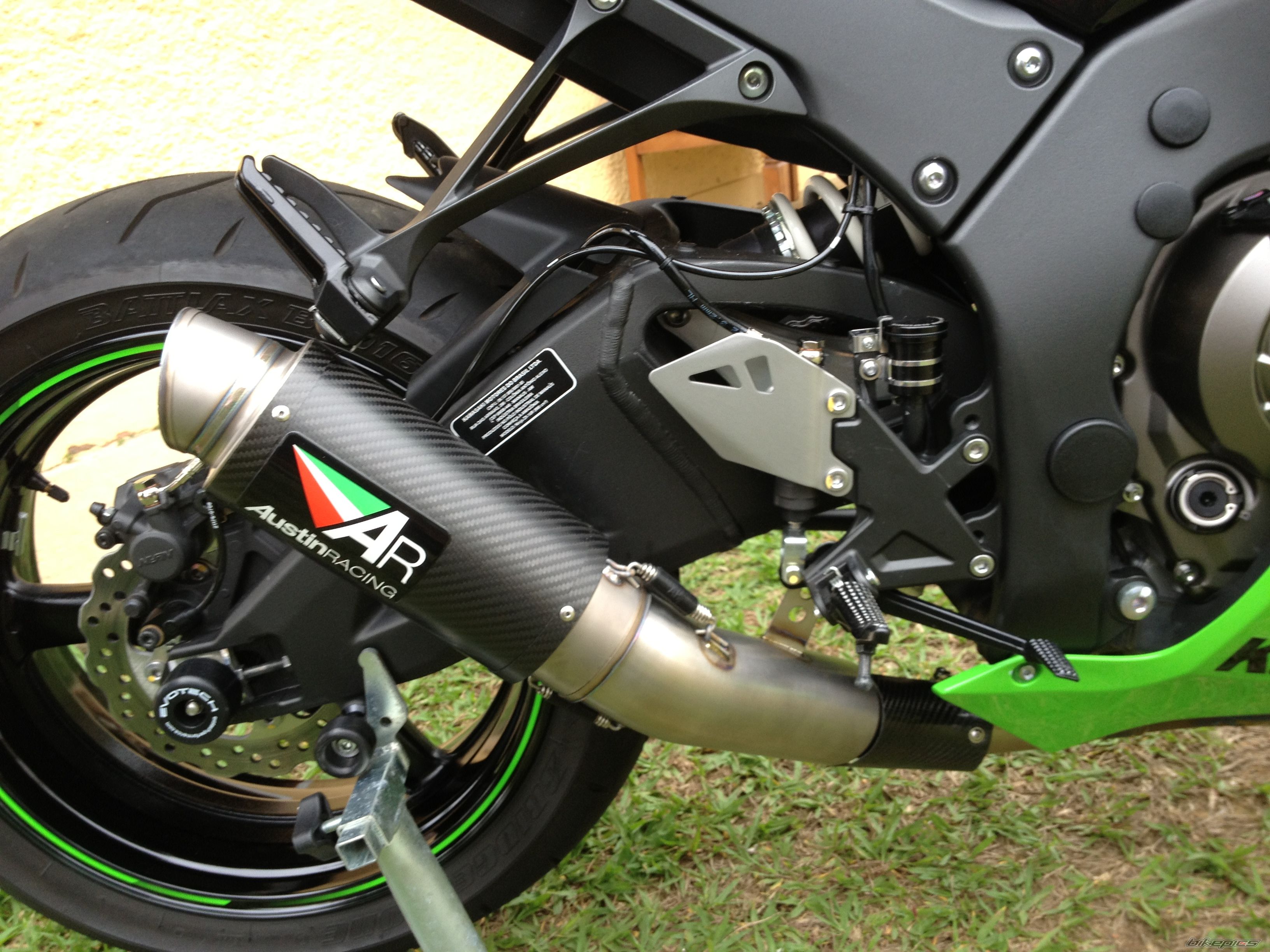 2012 KAWASAKI ZX 10R | Picture 2479771 motorcycle photo
