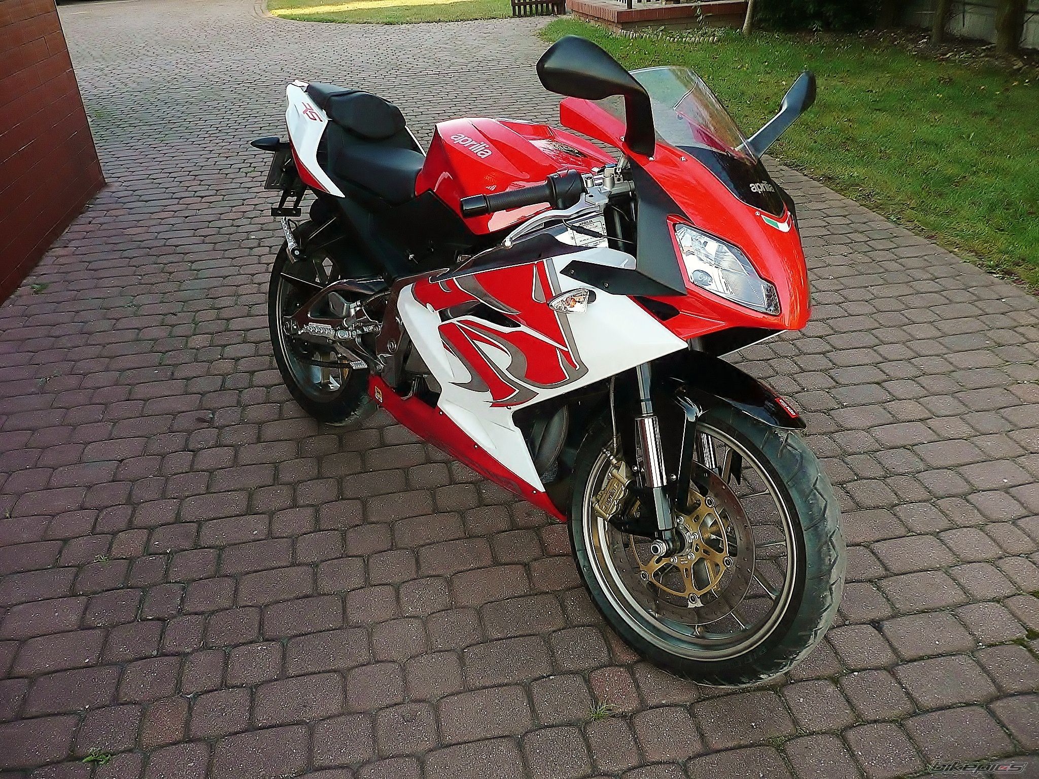 2009 APRILIA RS 125 | Picture 2480441 motorcycle photo