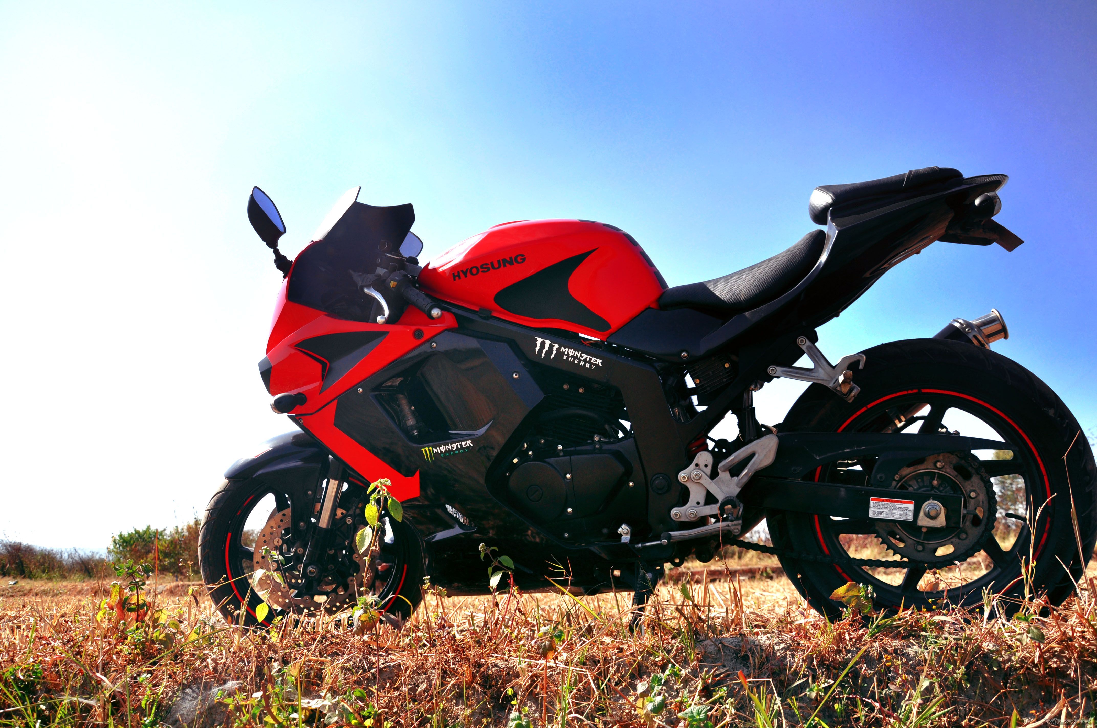 2010 HYOSUNG GT 250 R COMET | Picture 2483270 motorcycle photo