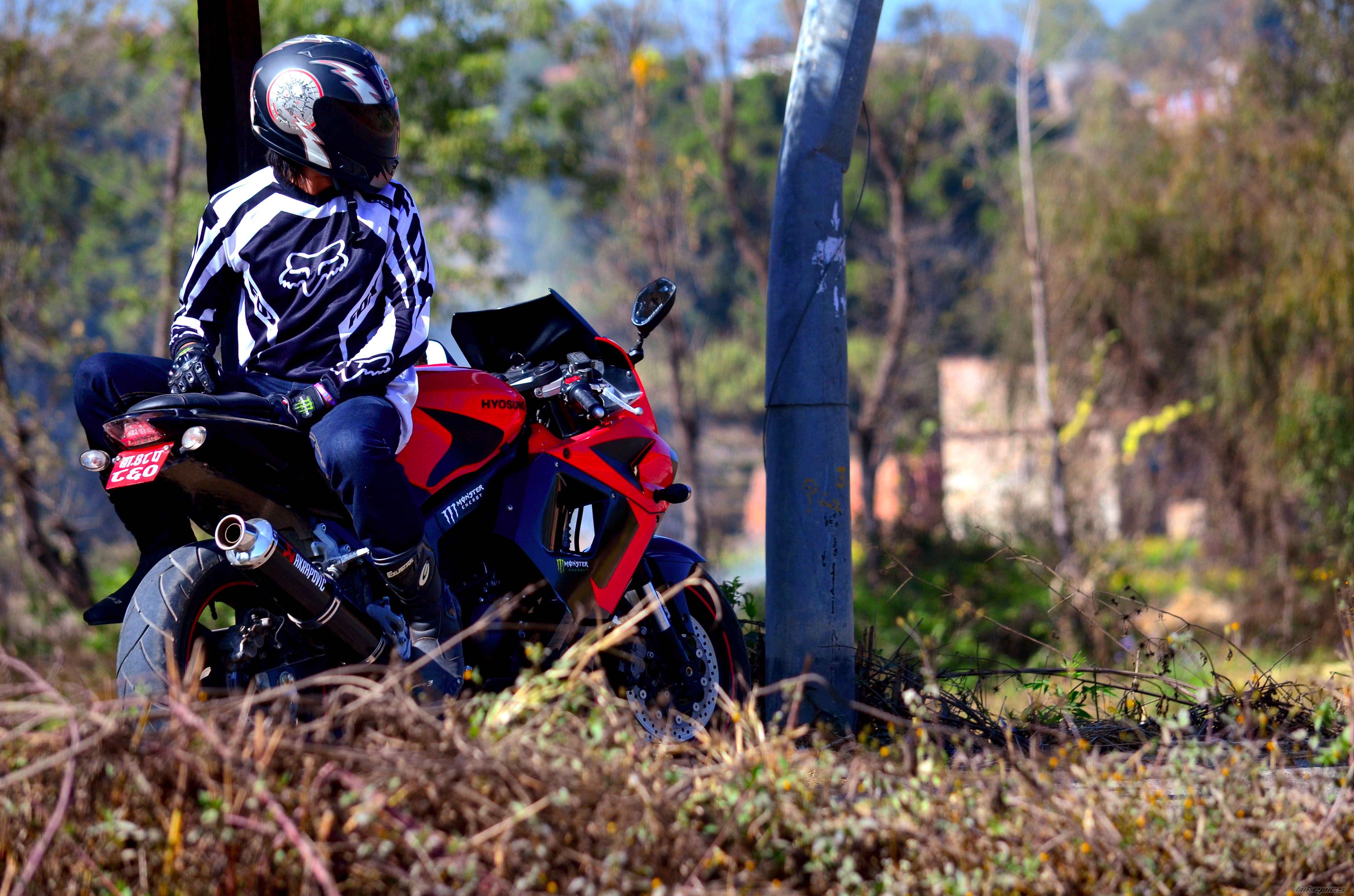 2010 HYOSUNG GT 250 R COMET | Picture 2483273 motorcycle photo