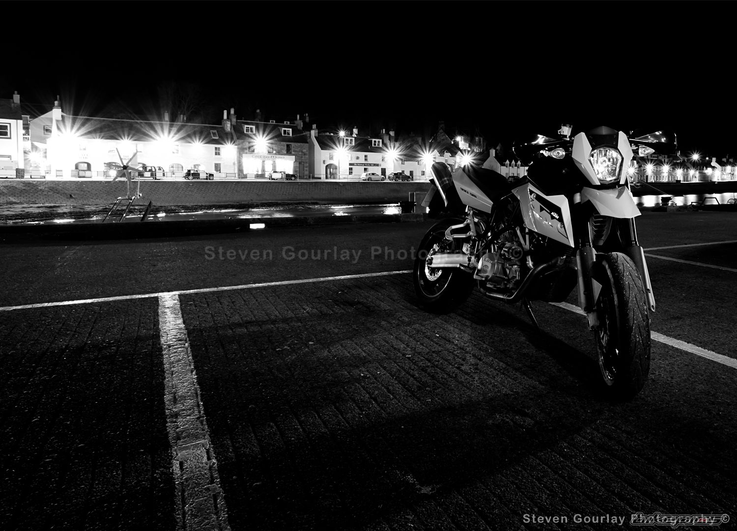 2009 KTM 990 SUPERMOTO | Picture 2483507 motorcycle photo