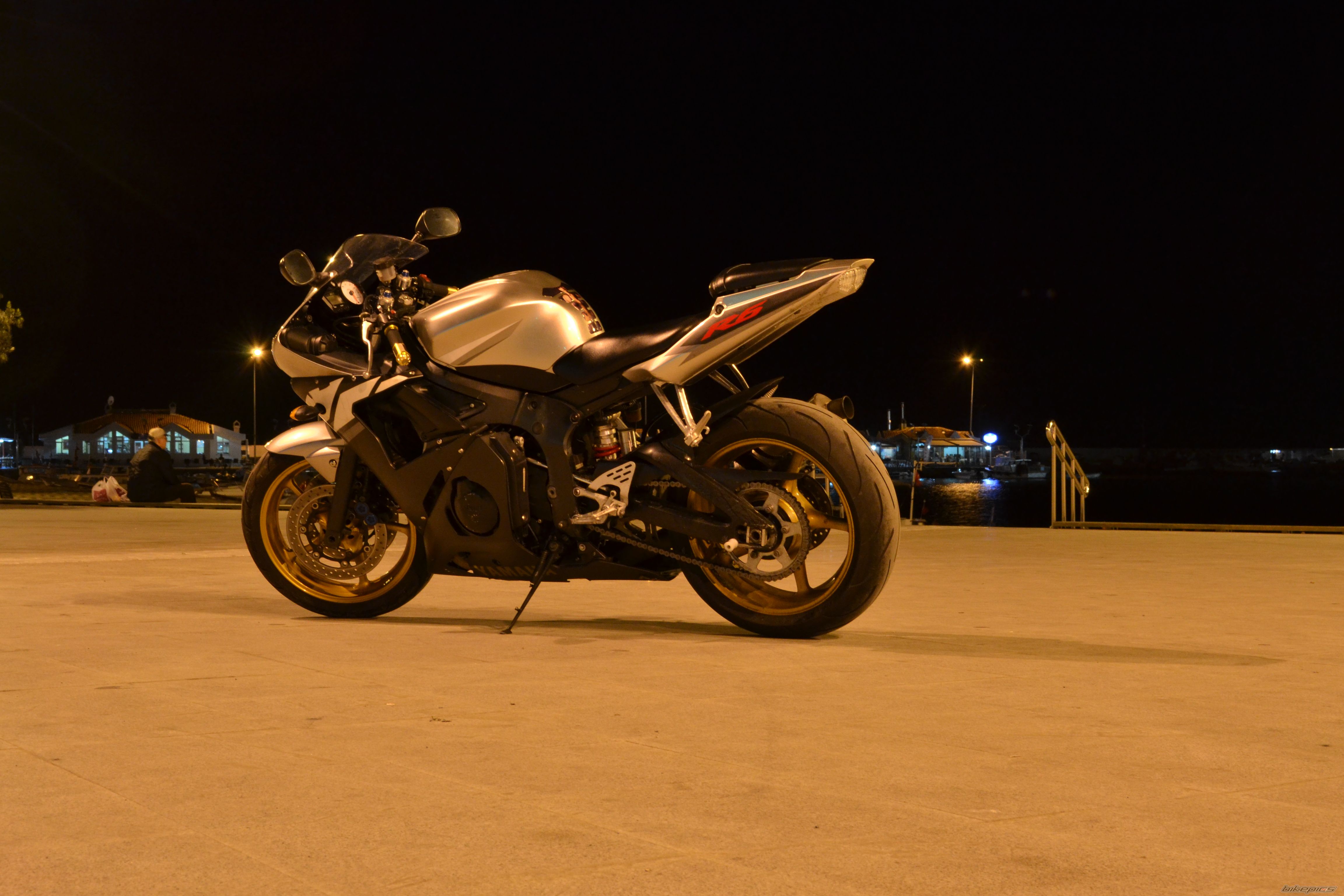 2004 YAMAHA YZF R6 | Picture 2484288 motorcycle photo