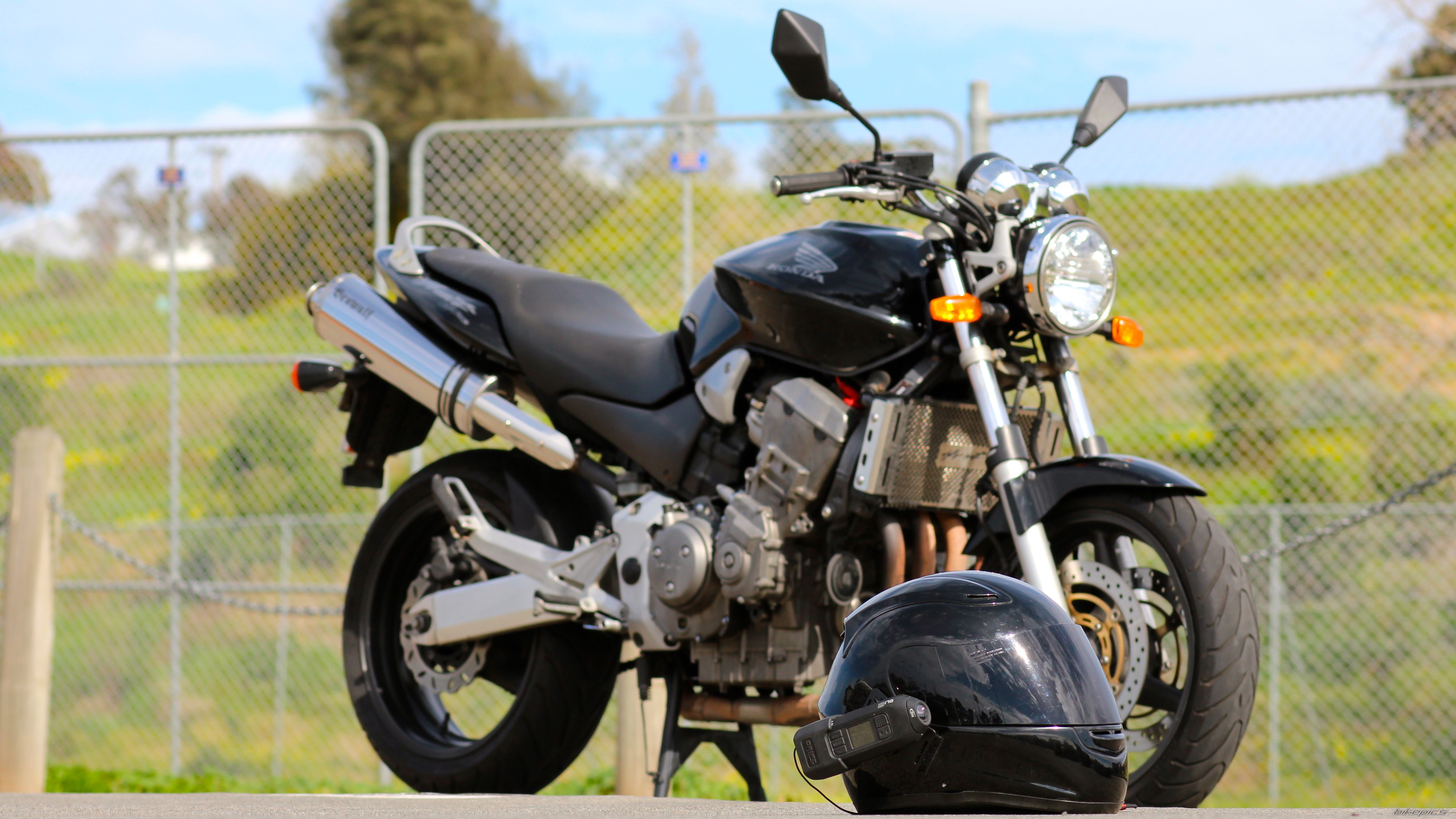 2004 HONDA CB 900 | Picture 2484947 motorcycle photo