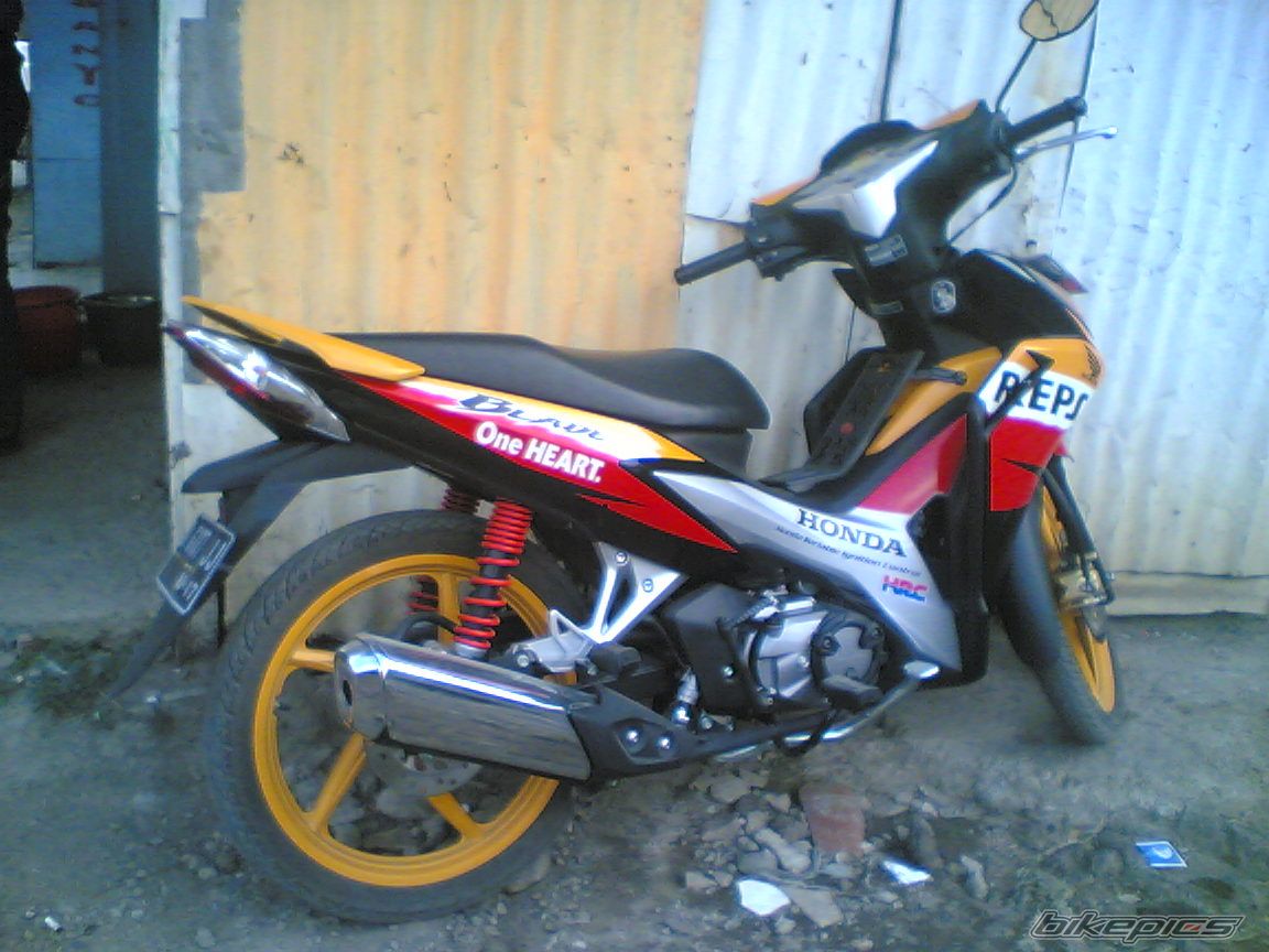 2012 HONDA WAVE DASH 110R | Picture 2485108 motorcycle photo