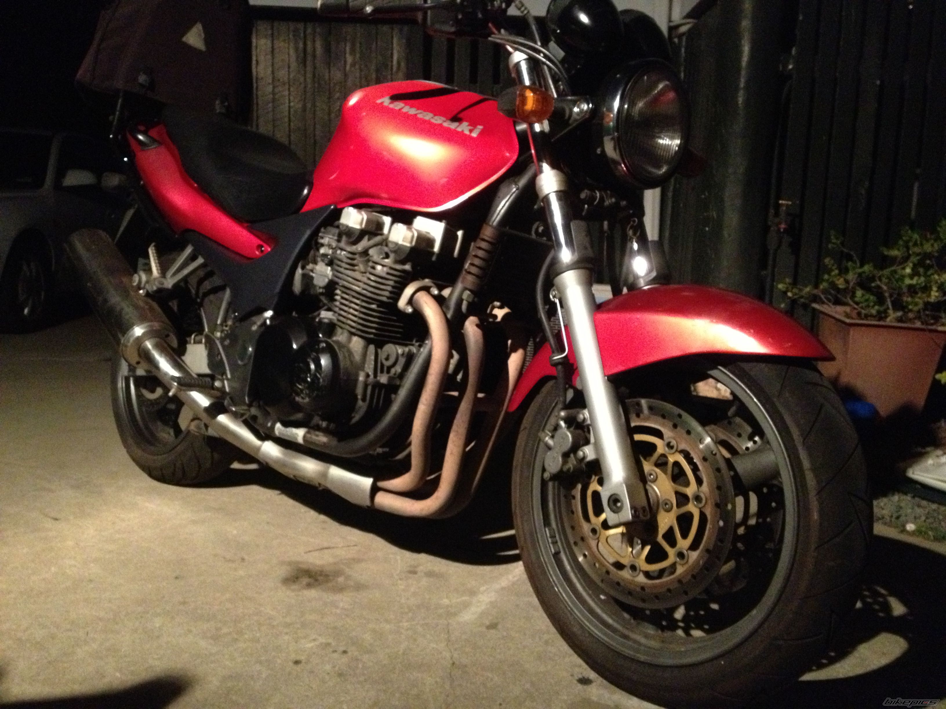 2000 KAWASAKI ZR 7 | Picture 2485995 motorcycle photo