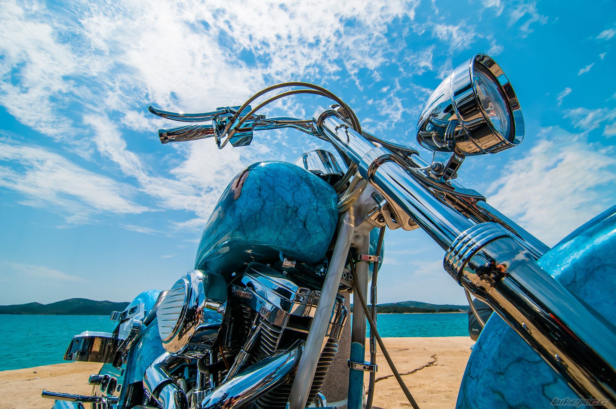2000 HARLEY DAVIDSON CUSTOM | Picture 2486259 motorcycle photo
