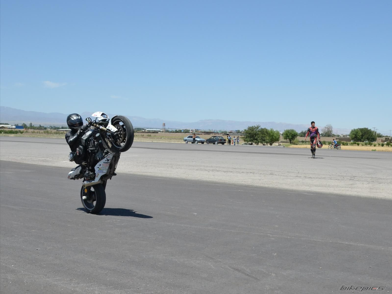 2011 SUZUKI GSX R 1000 | Picture 2486432 motorcycle photo