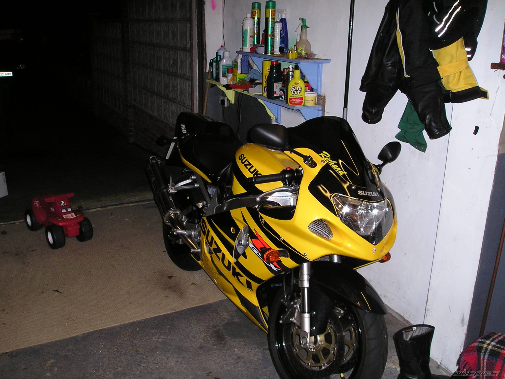 2002 SUZUKI GSX R 750 | Picture 248695 motorcycle photo