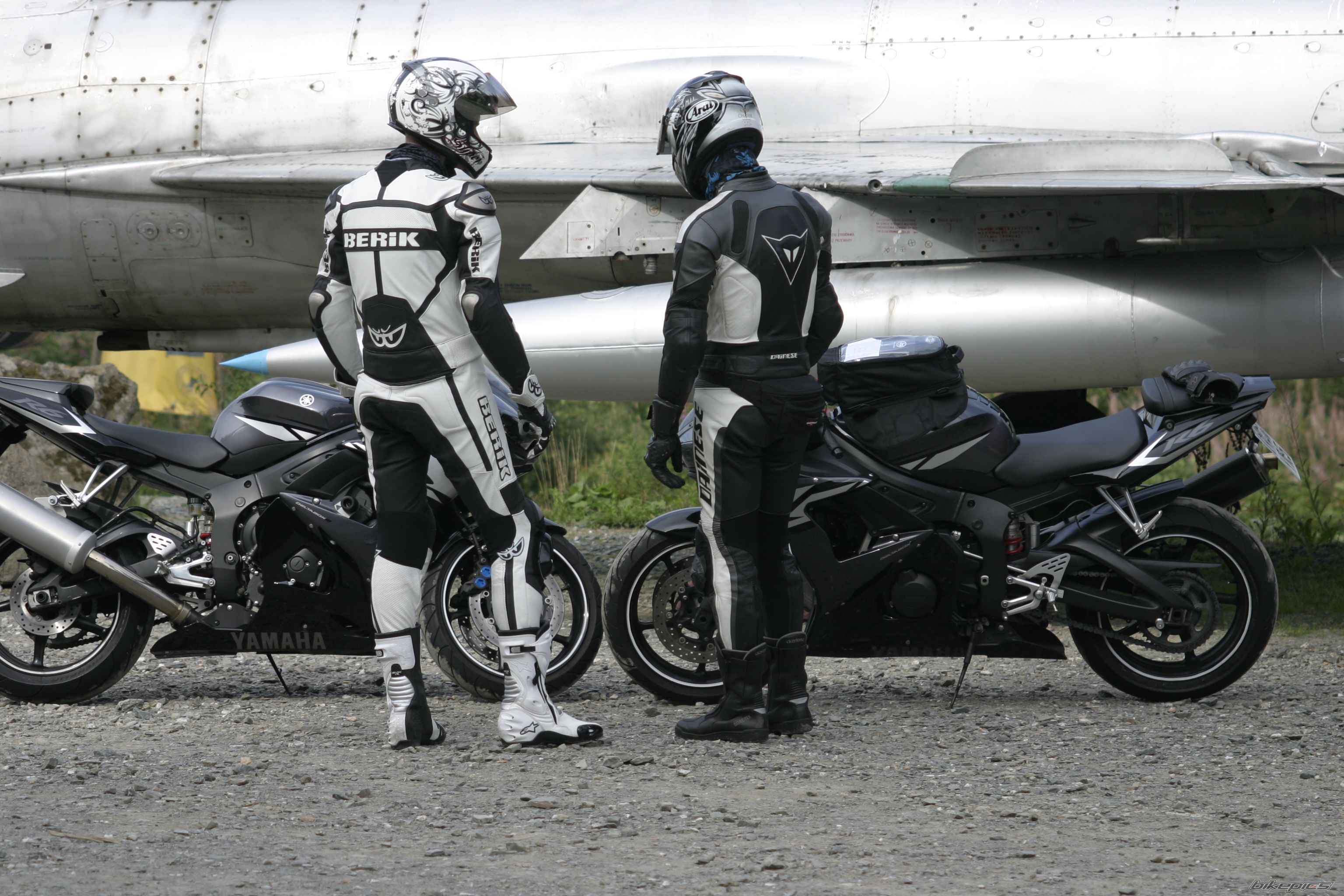 2004 YAMAHA YZF R6 | Picture 2488628 motorcycle photo