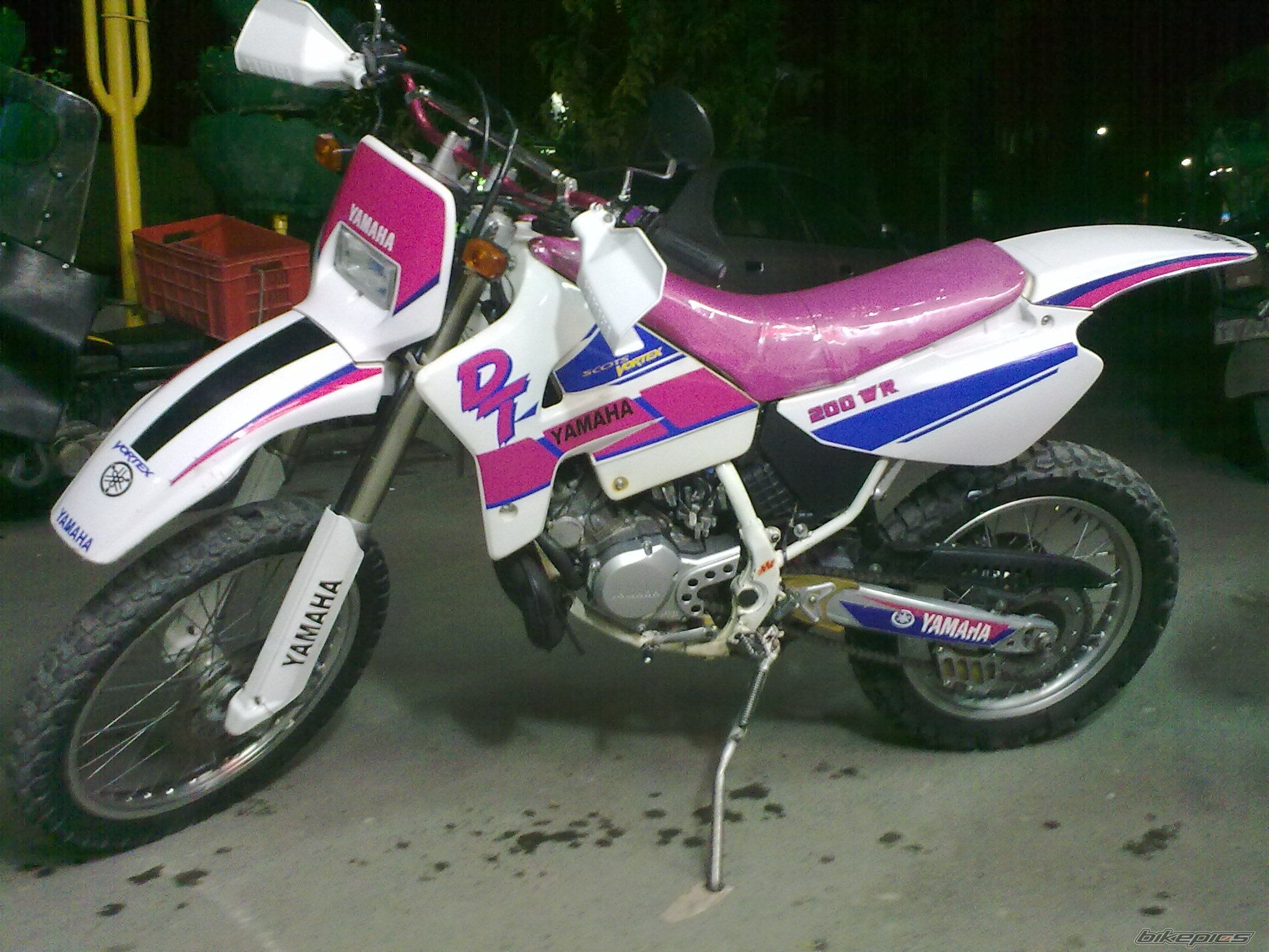 1998 YAMAHA WR 200 | Picture 2489970 motorcycle photo