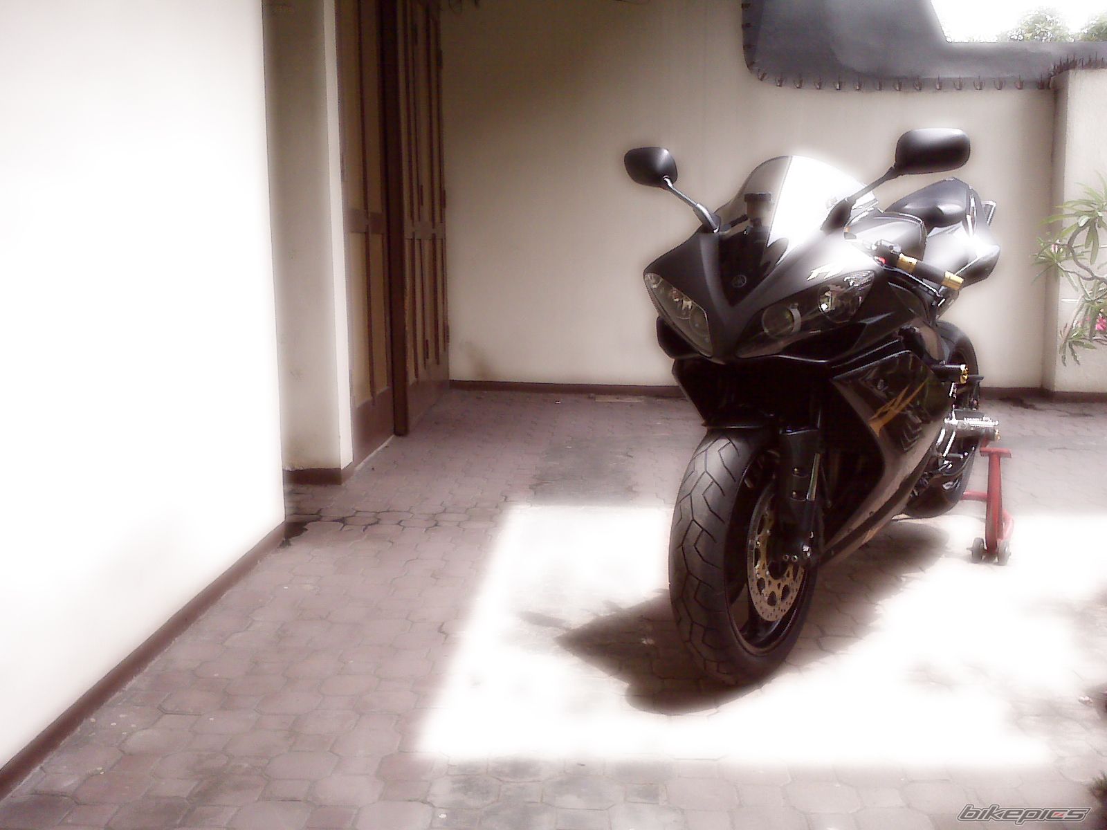 2008 YAMAHA YZF R1 | Picture 2493506 motorcycle photo
