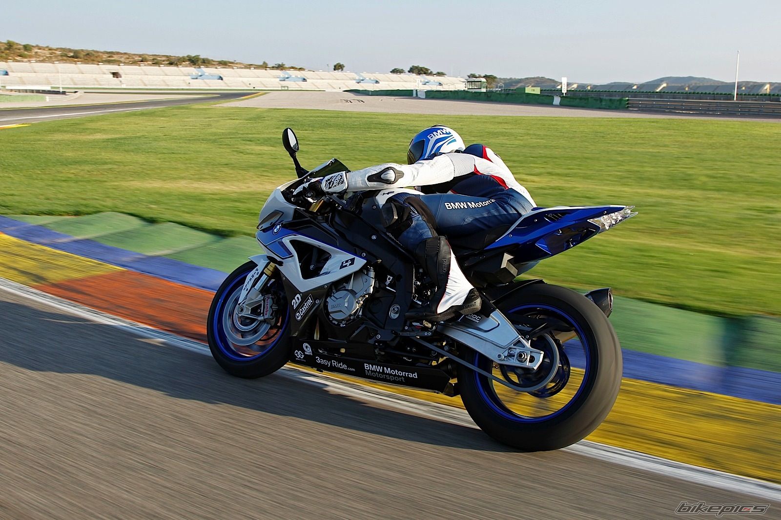 2013 BMW HP4 | Picture 2494054 motorcycle photo