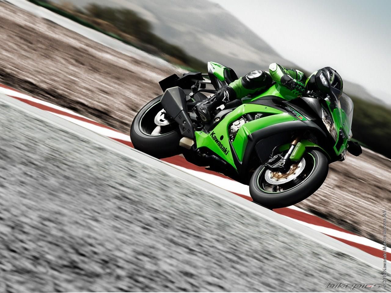 2013 KAWASAKI ZX 10R | Picture 2494147 motorcycle photo