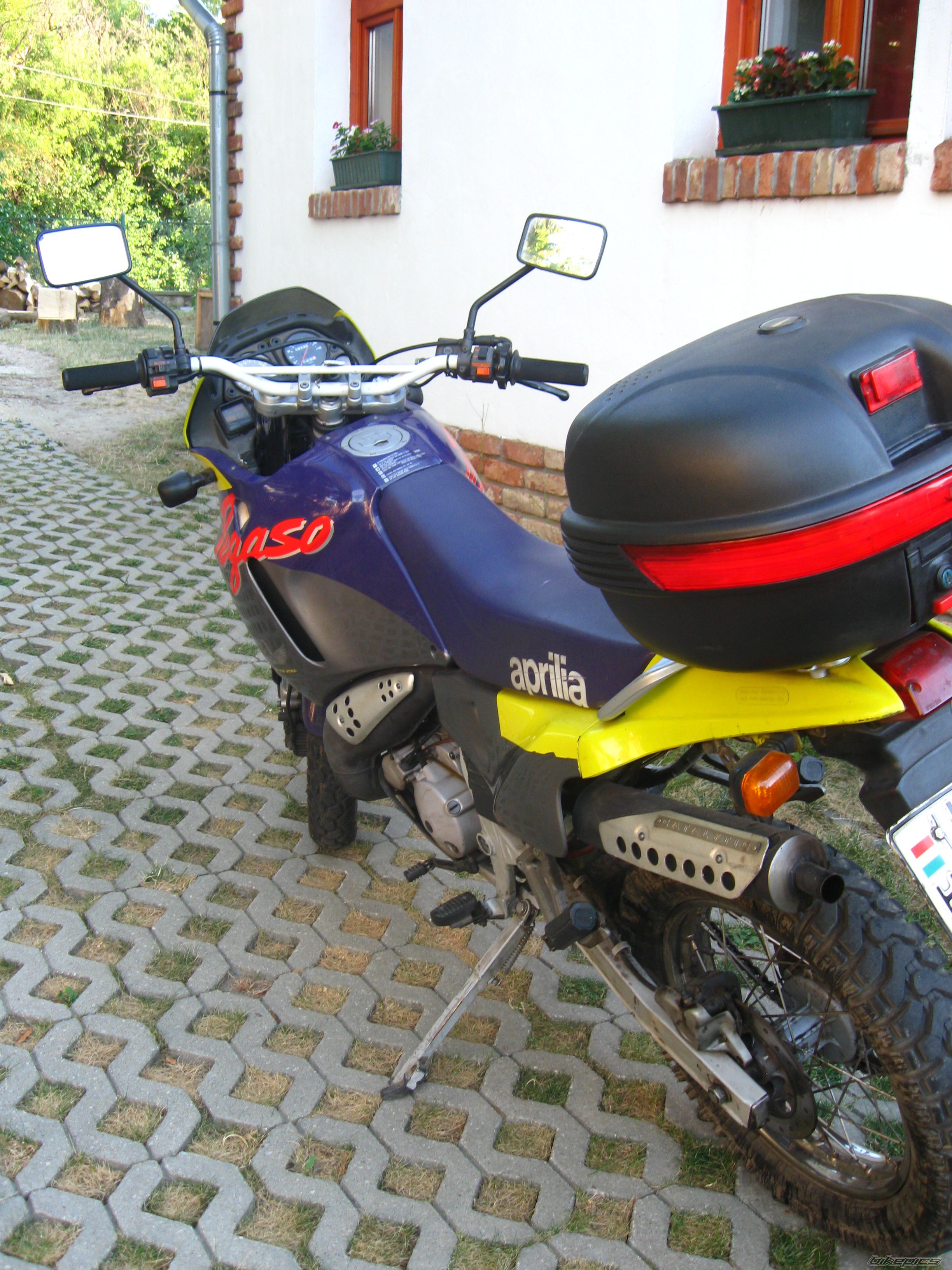 1996 APRILIA PEGASO 125 | Picture 2495876 motorcycle photo