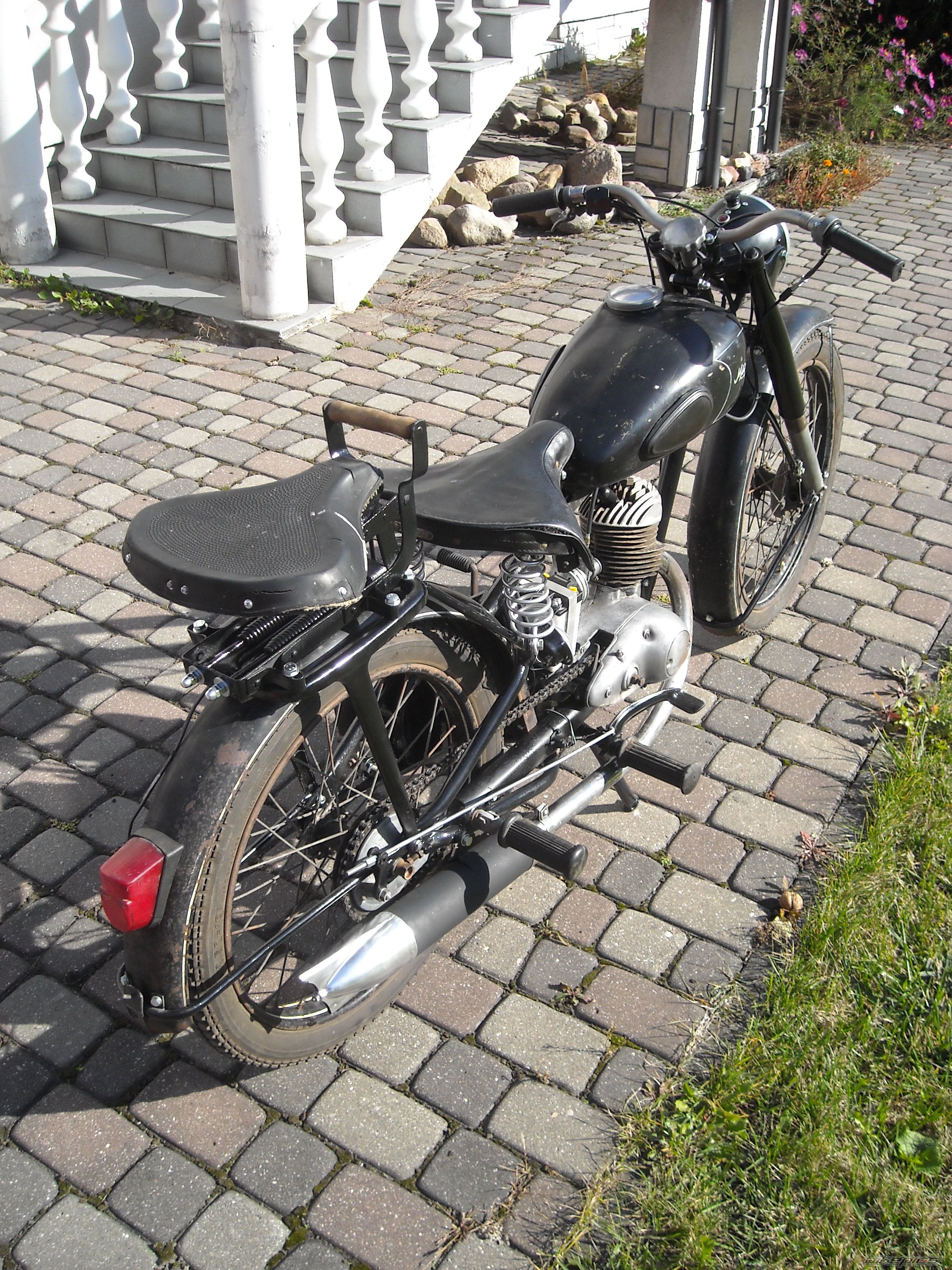    | Picture 2496619 motorcycle photo