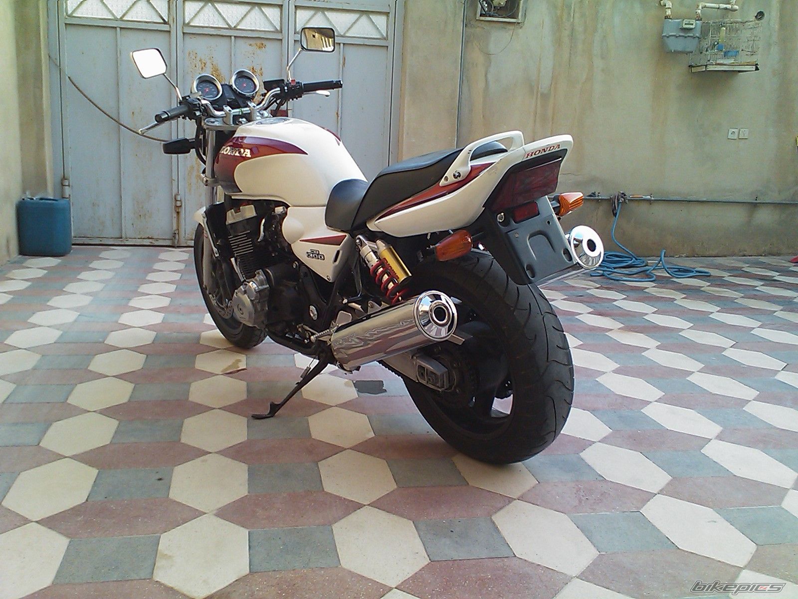 1998 HONDA CB1300 | Picture 2497435 motorcycle photo