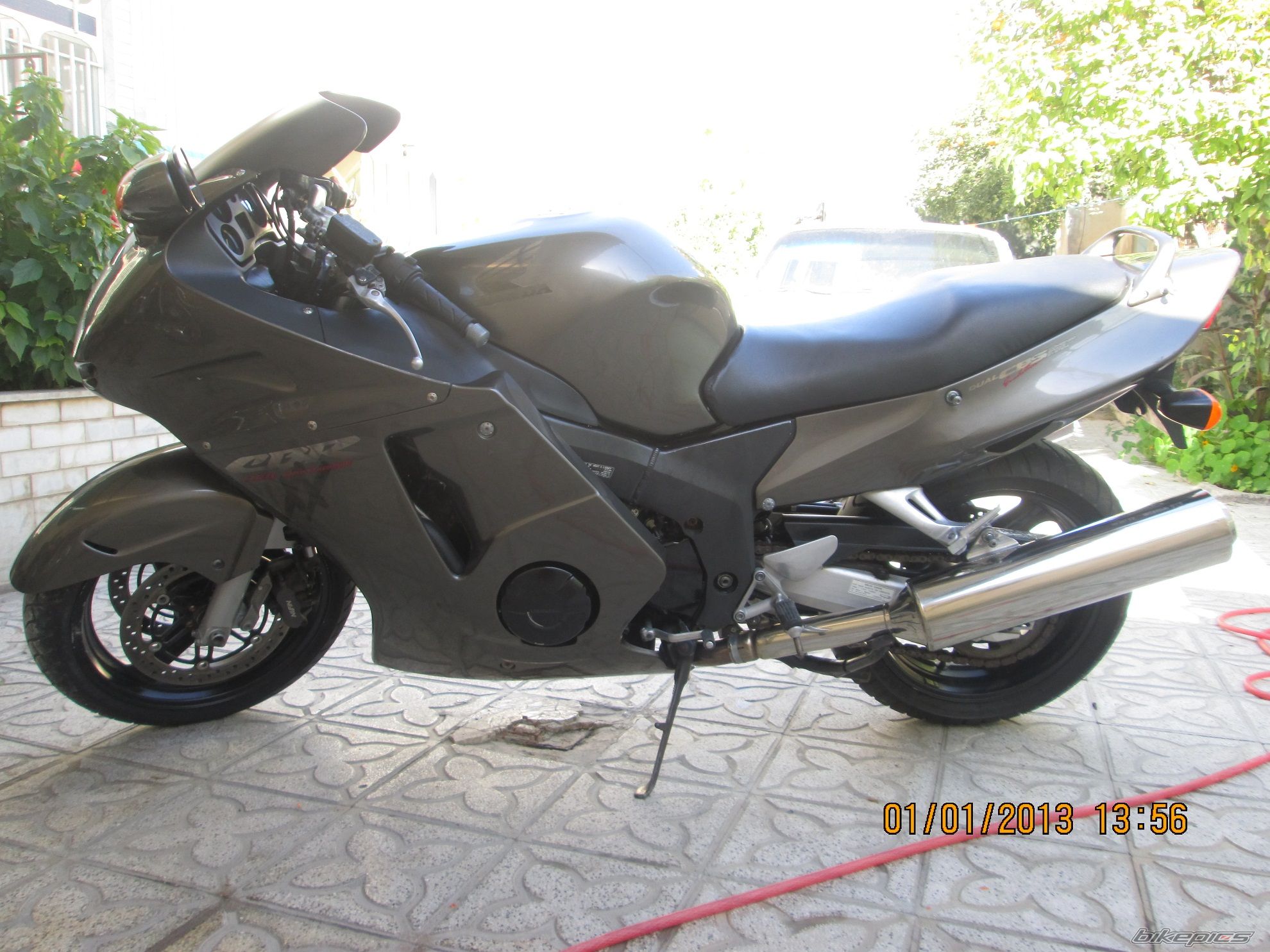 1998 HONDA CBR1100XX | Picture 2497457 motorcycle photo