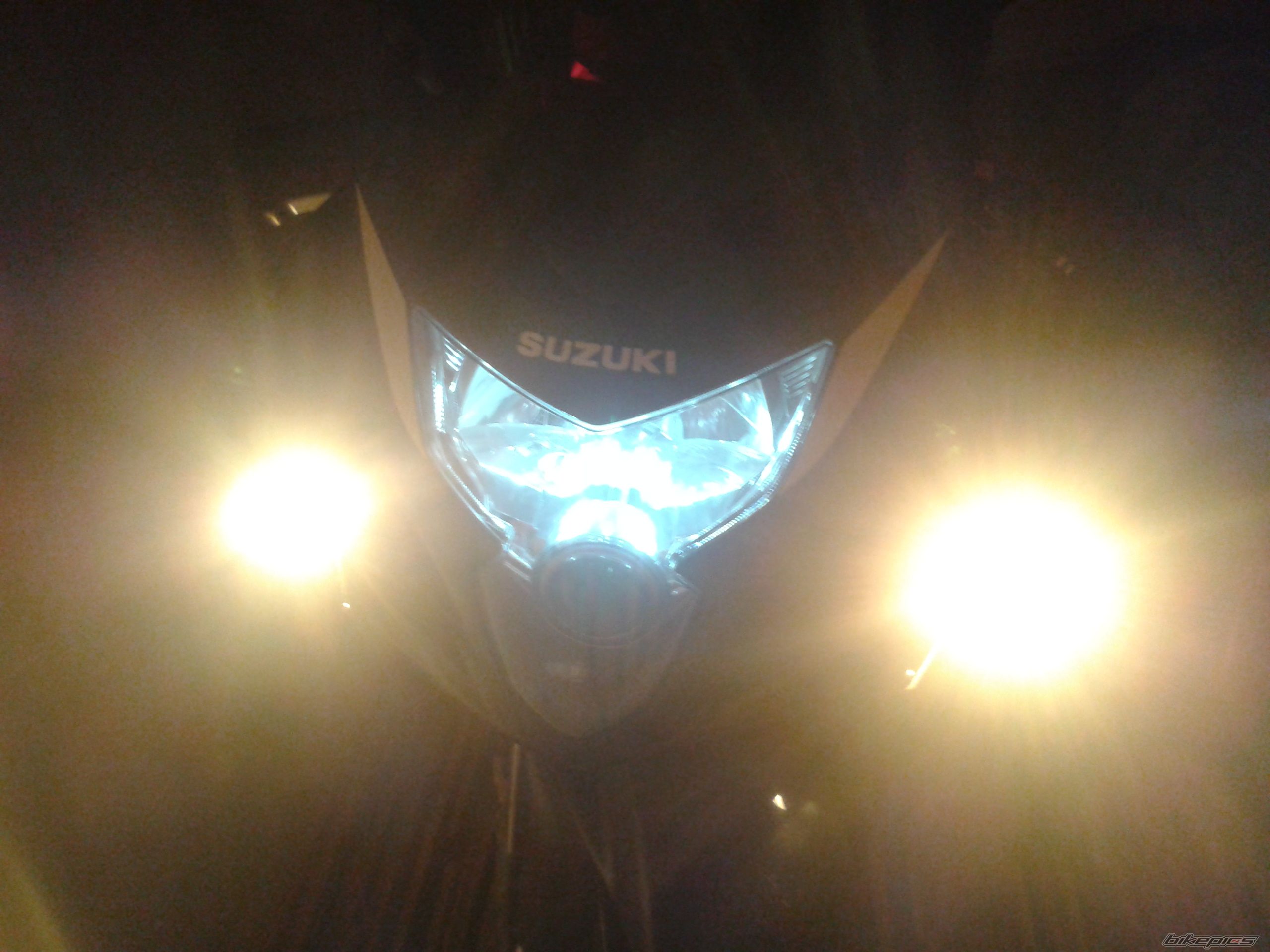 2004 SUZUKI GSX R 750 | Picture 2498102 motorcycle photo