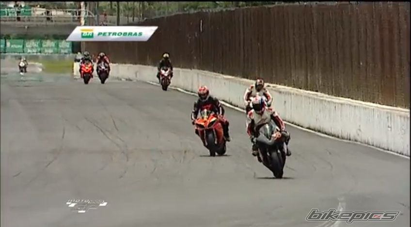 2010 YAMAHA YZF R1 | Picture 2500223 motorcycle photo