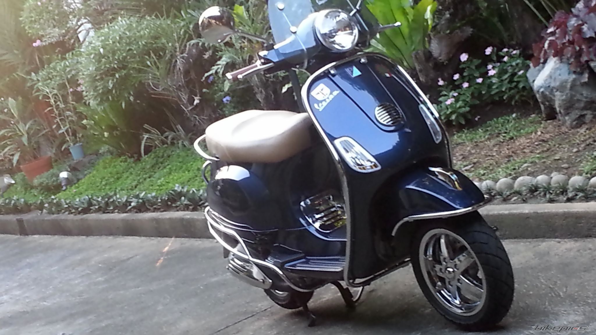 2012 VESPA LX 150IE | Picture 2503519 motorcycle photo