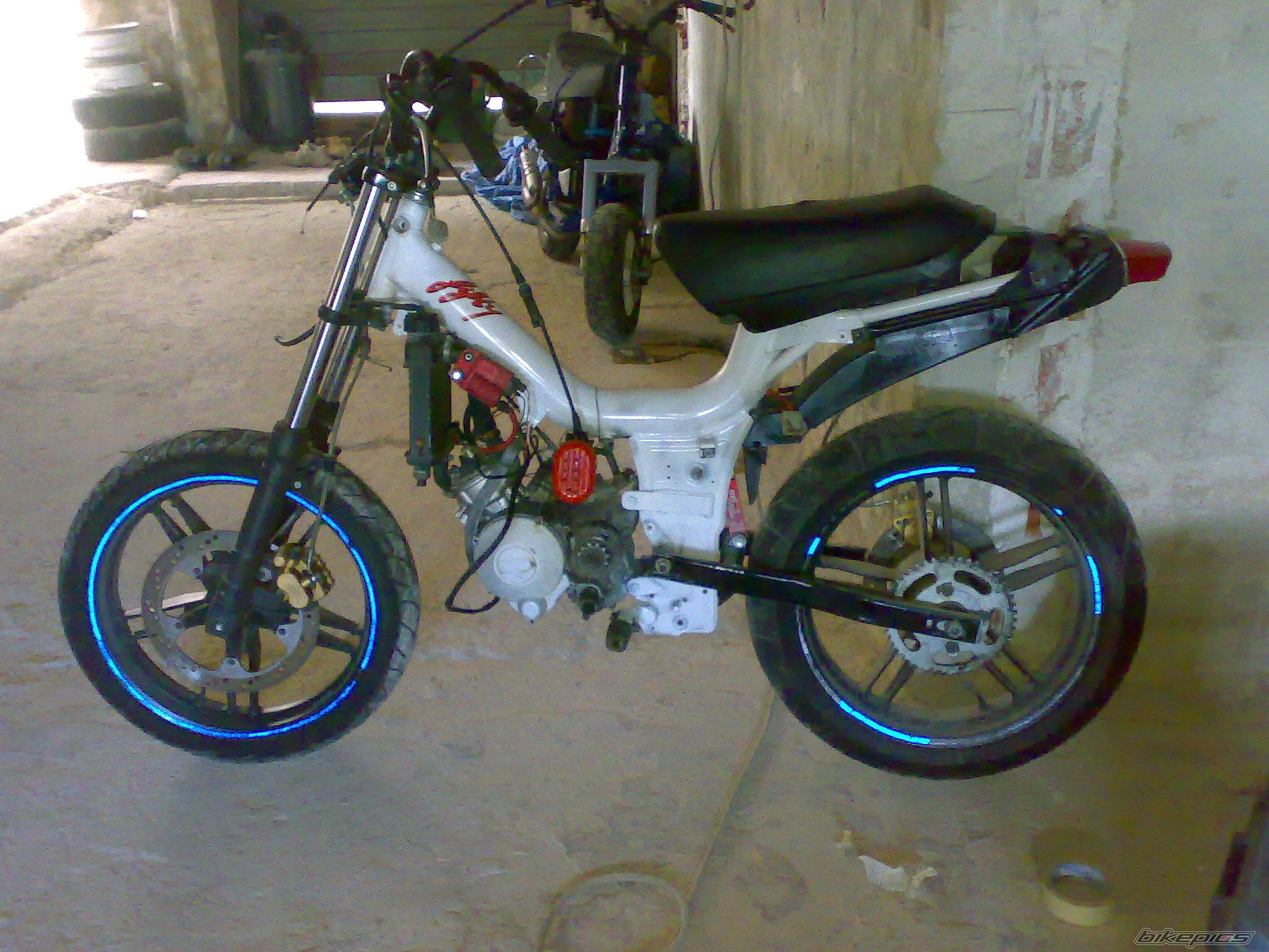 1993 MALAGUTI FIFTY HF | Picture 2507458 motorcycle photo