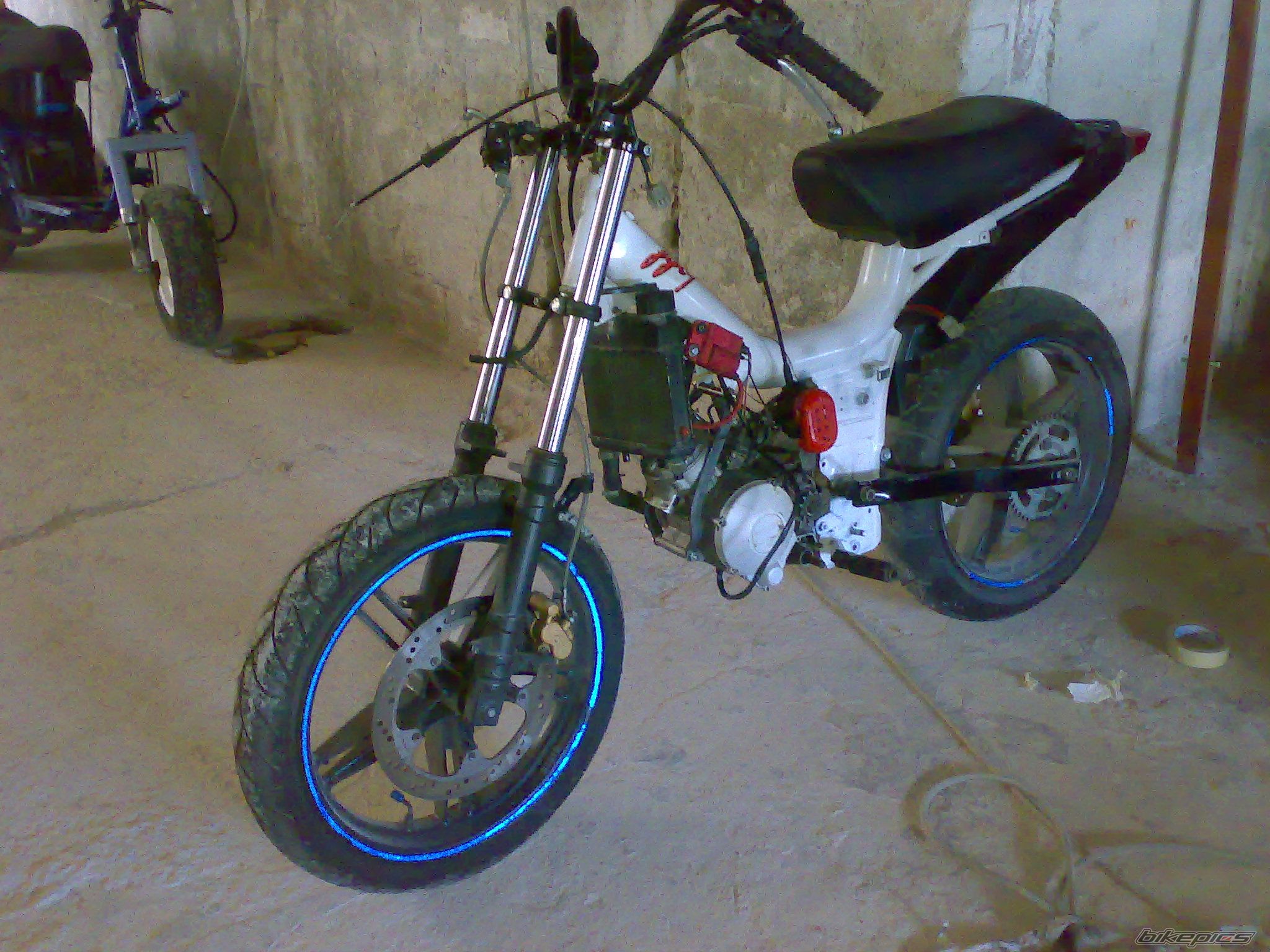 1993 MALAGUTI FIFTY HF | Picture 2507459 motorcycle photo