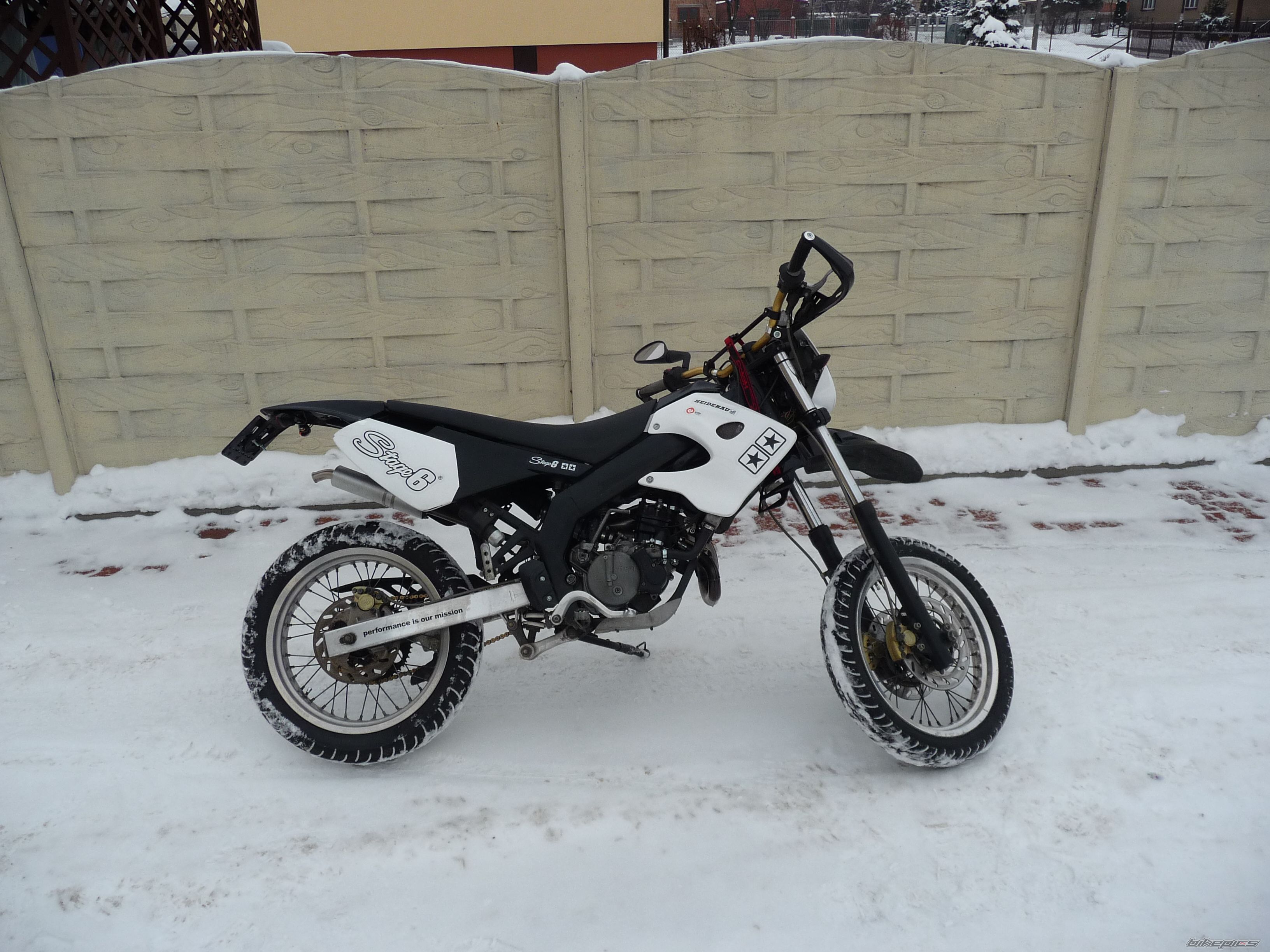 2004 DERBI SENDA DRD SM 50 | Picture 2507460 motorcycle photo