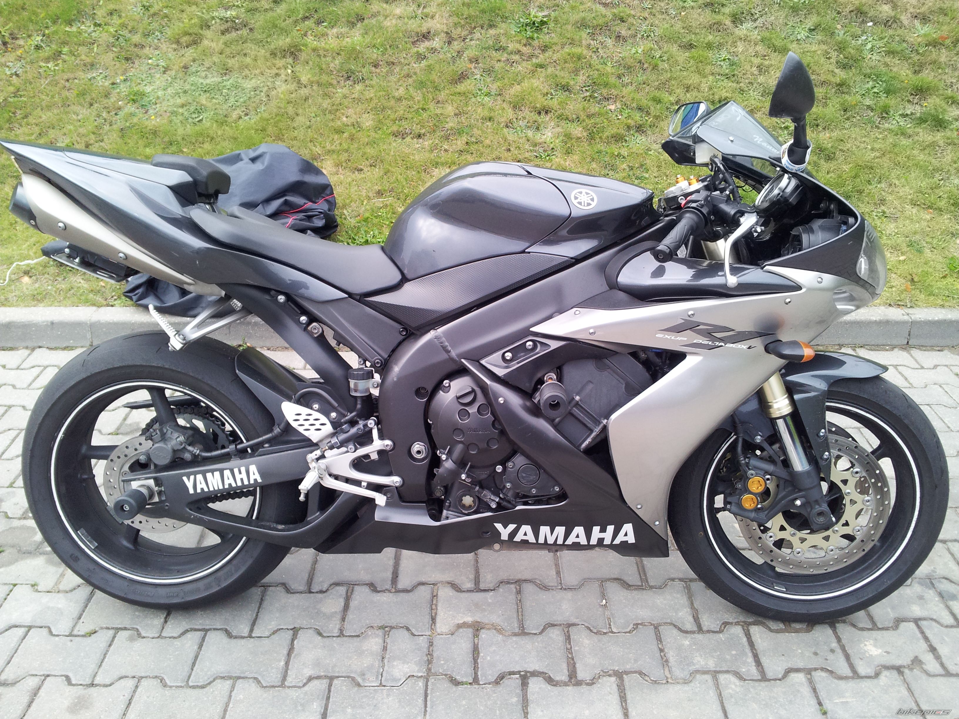 2004 YAMAHA YZF R1 | Picture 2508525 motorcycle photo