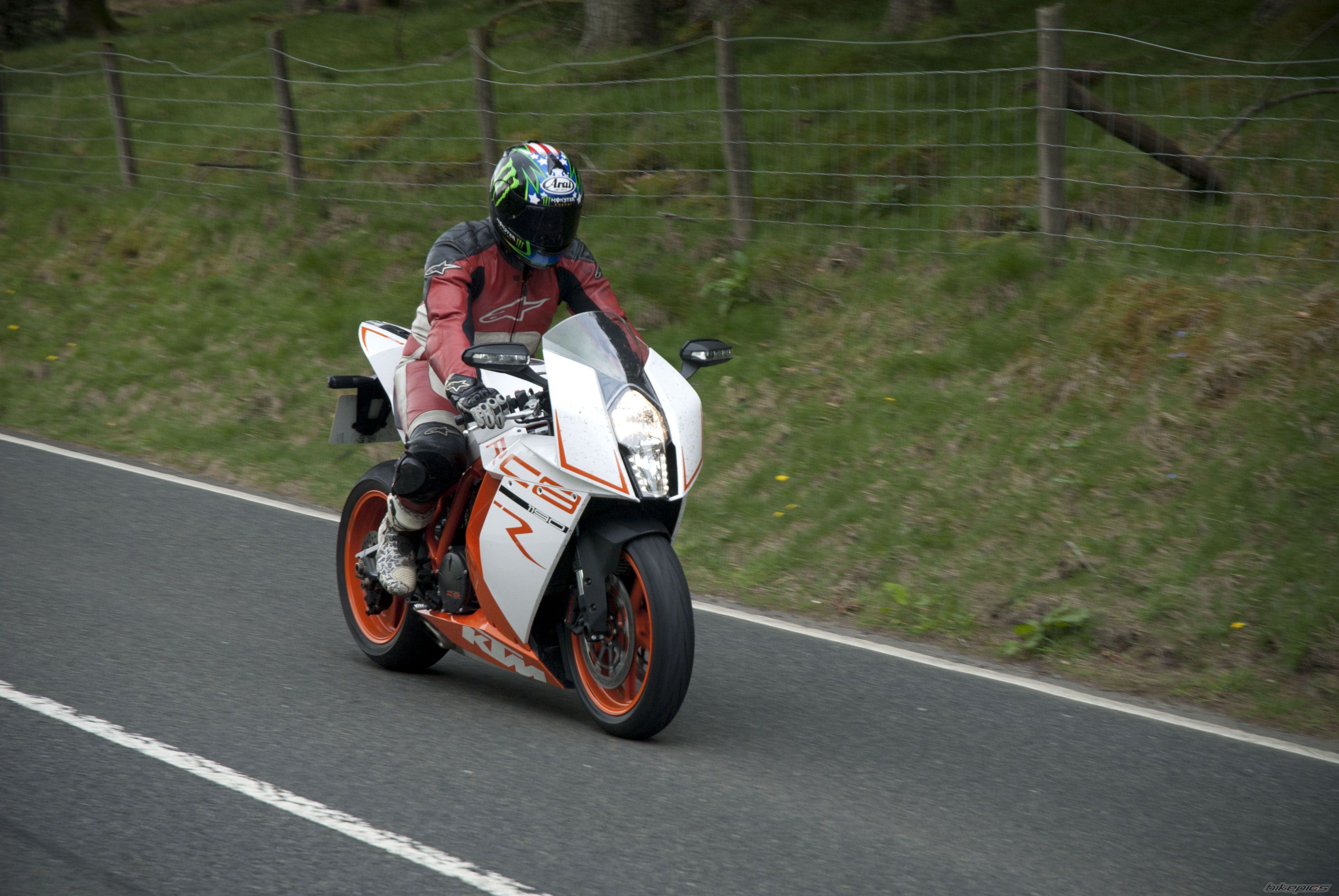 2011 KTM RC8 R | Picture 2509941 motorcycle photo