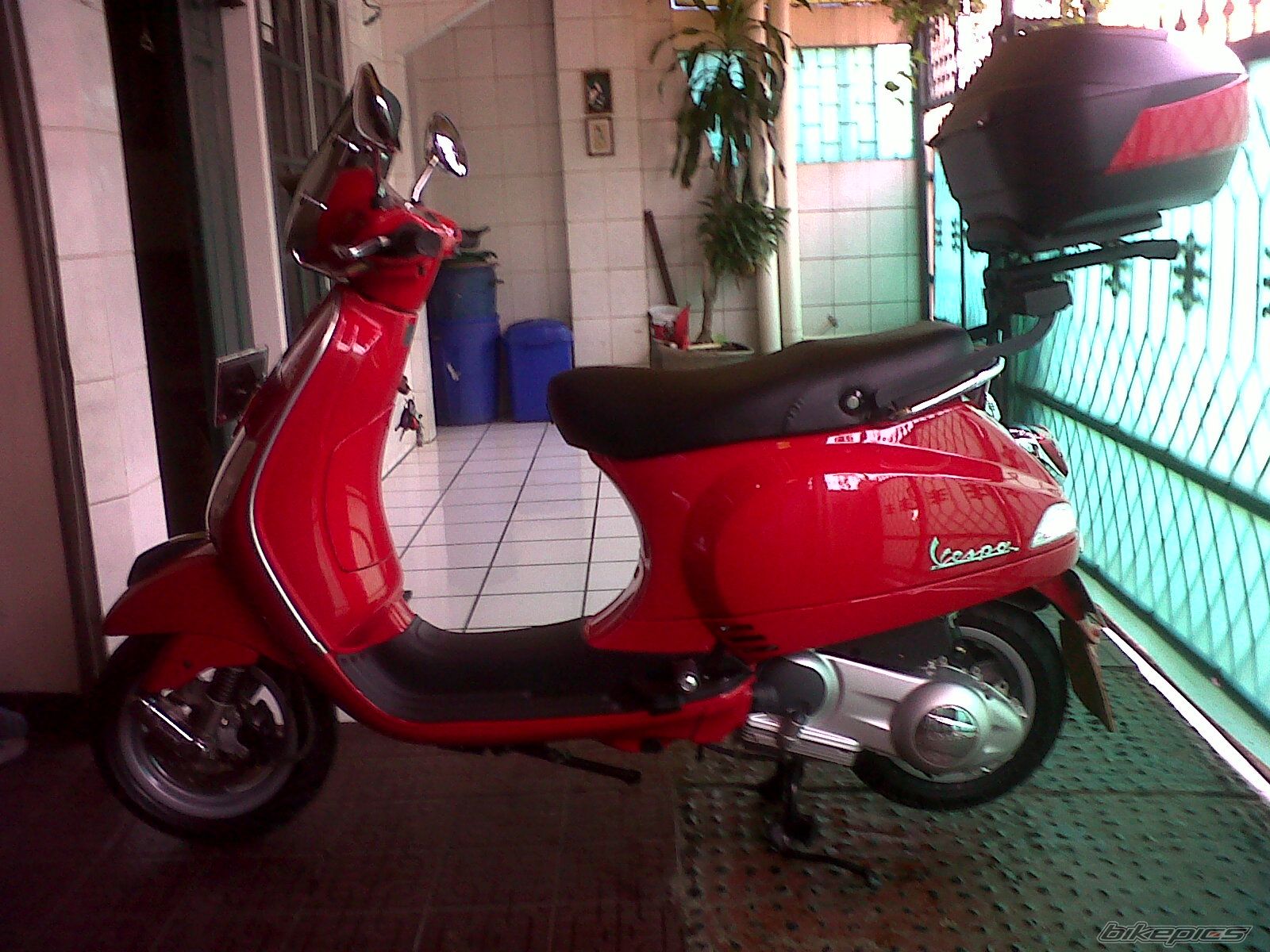 2012 PIAGGIO VESPA LX 150IE | Picture 2515083 motorcycle photo