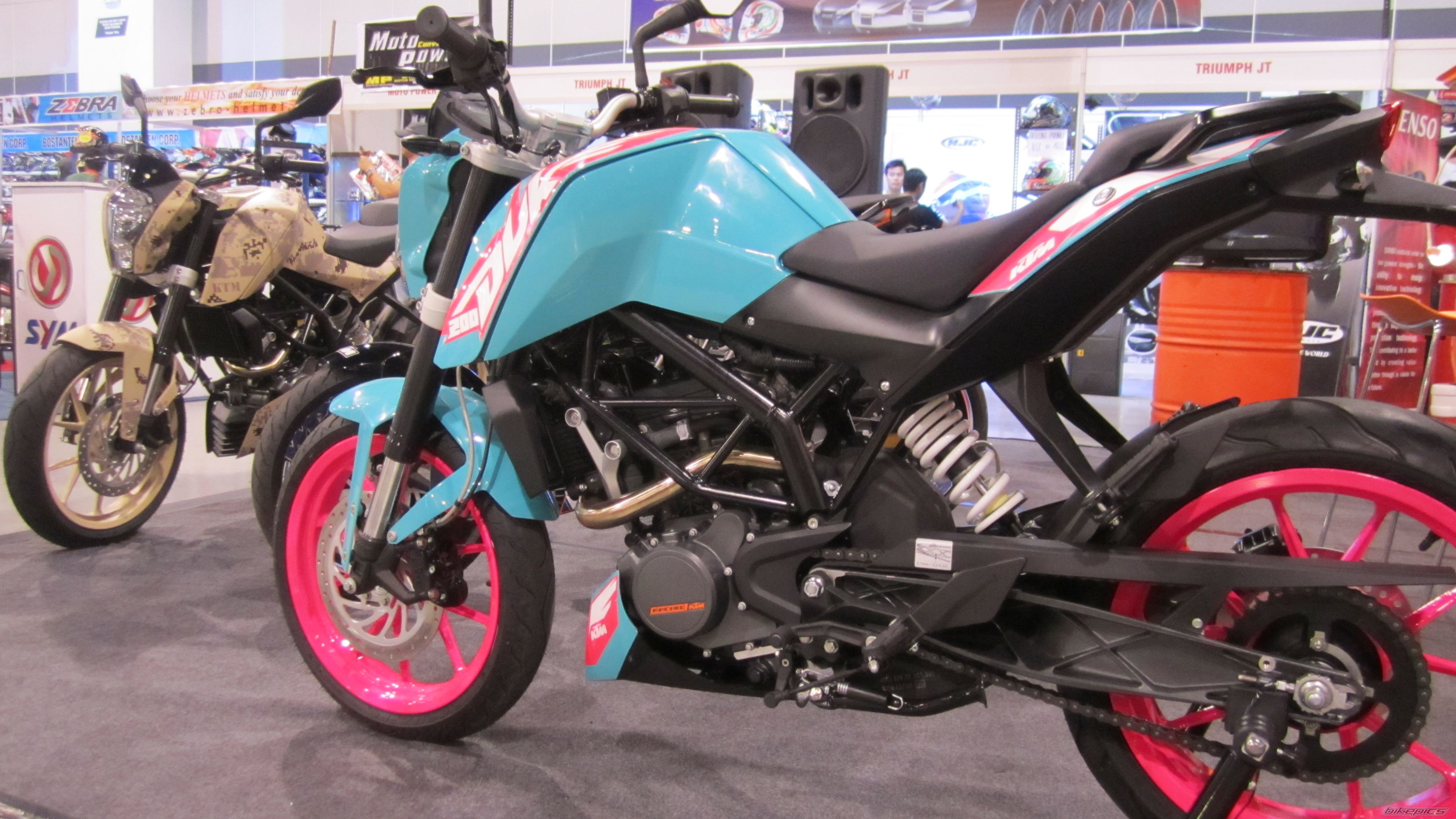 2013 KTM DUKE 200 | Picture 2515114 motorcycle photo
