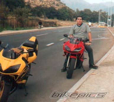 2001 HONDA CBR 400 | Picture 25159 motorcycle photo