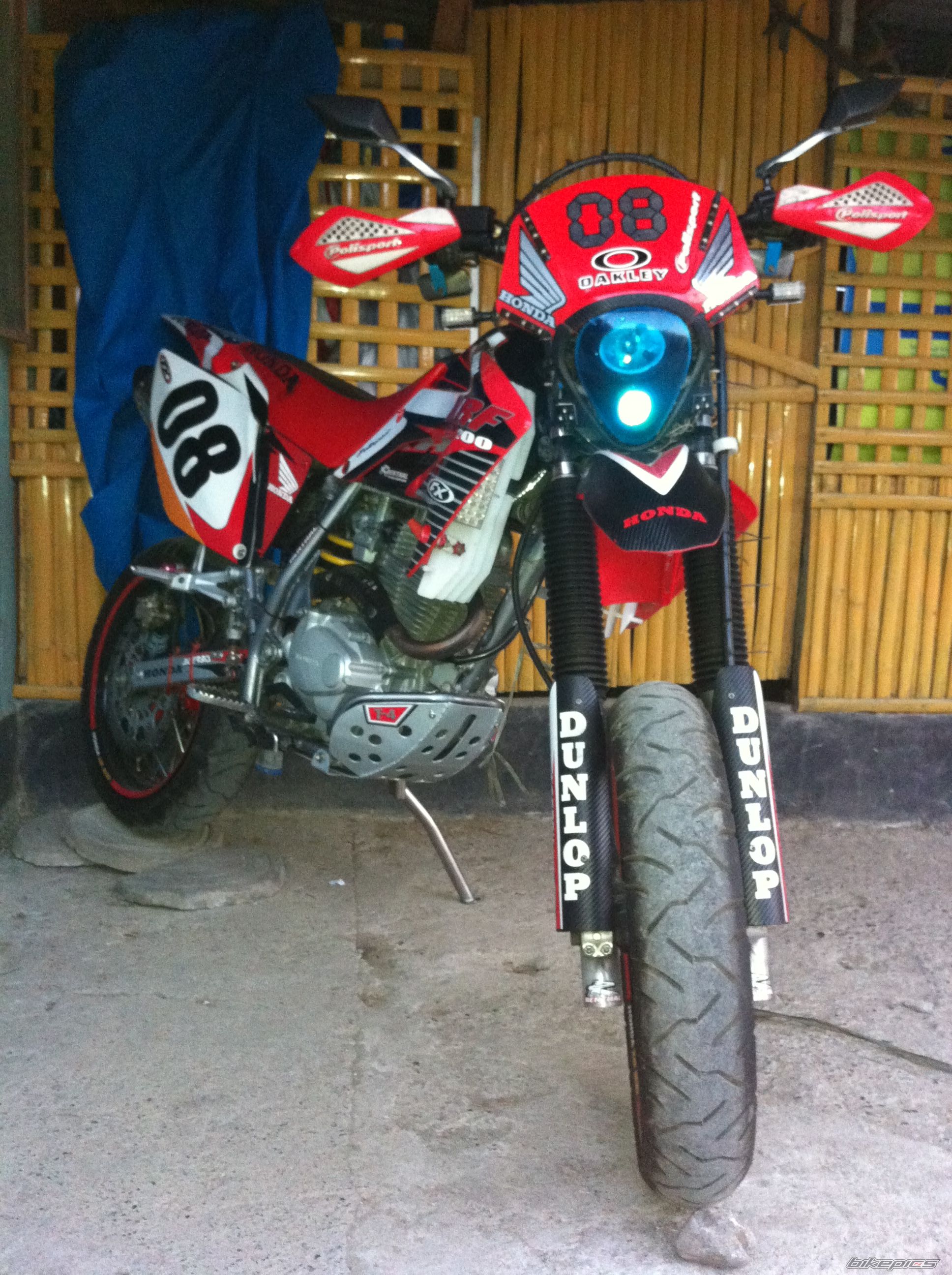 2009 HONDA XR 200 | Picture 2516493 motorcycle photo
