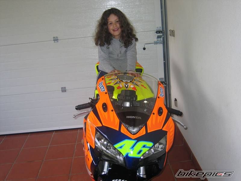 2004 HONDA CBR 1000  RR | Picture 2518617 motorcycle photo