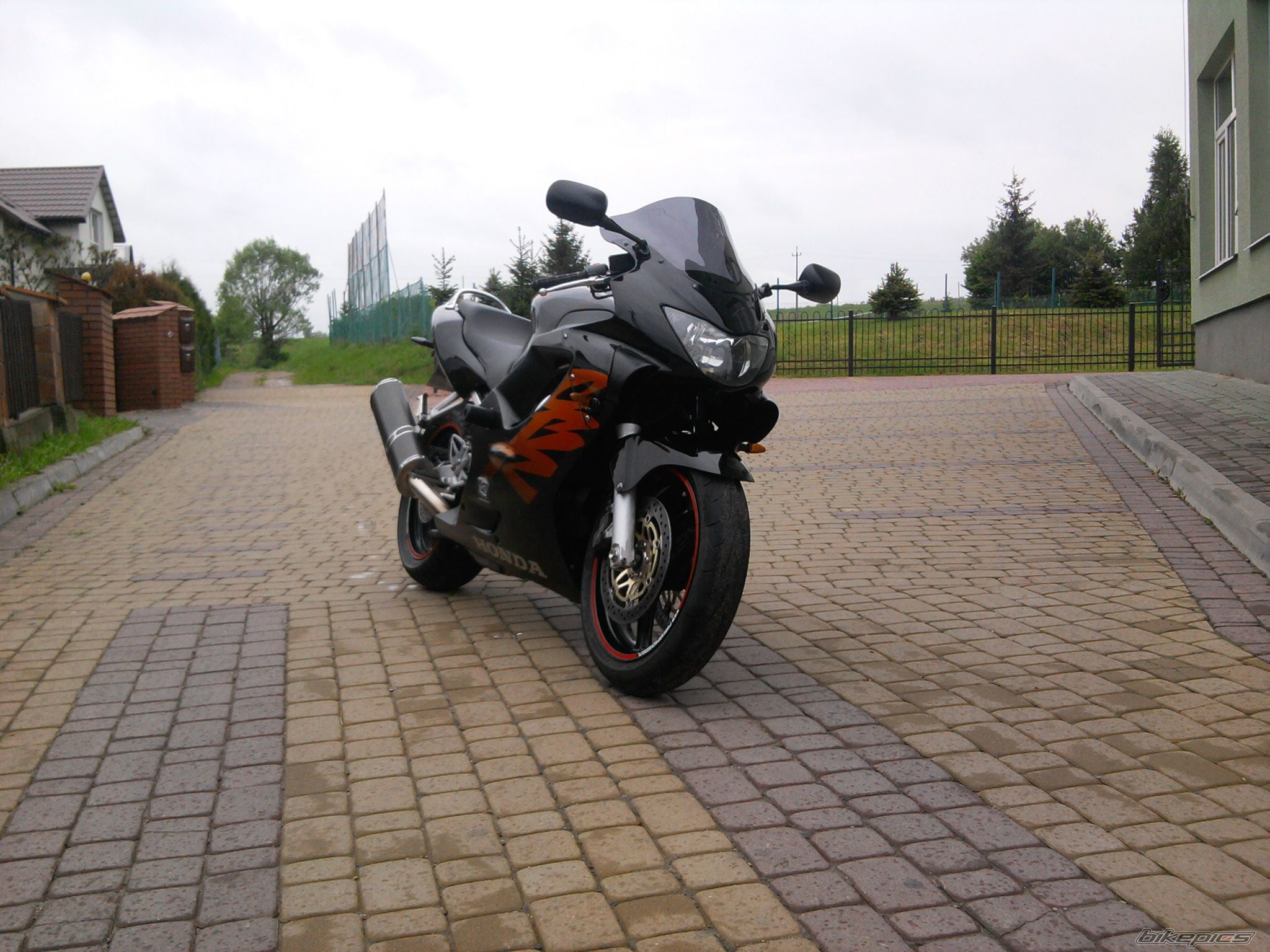 2000 HONDA CBR 600 F4 | Picture 2522563 motorcycle photo