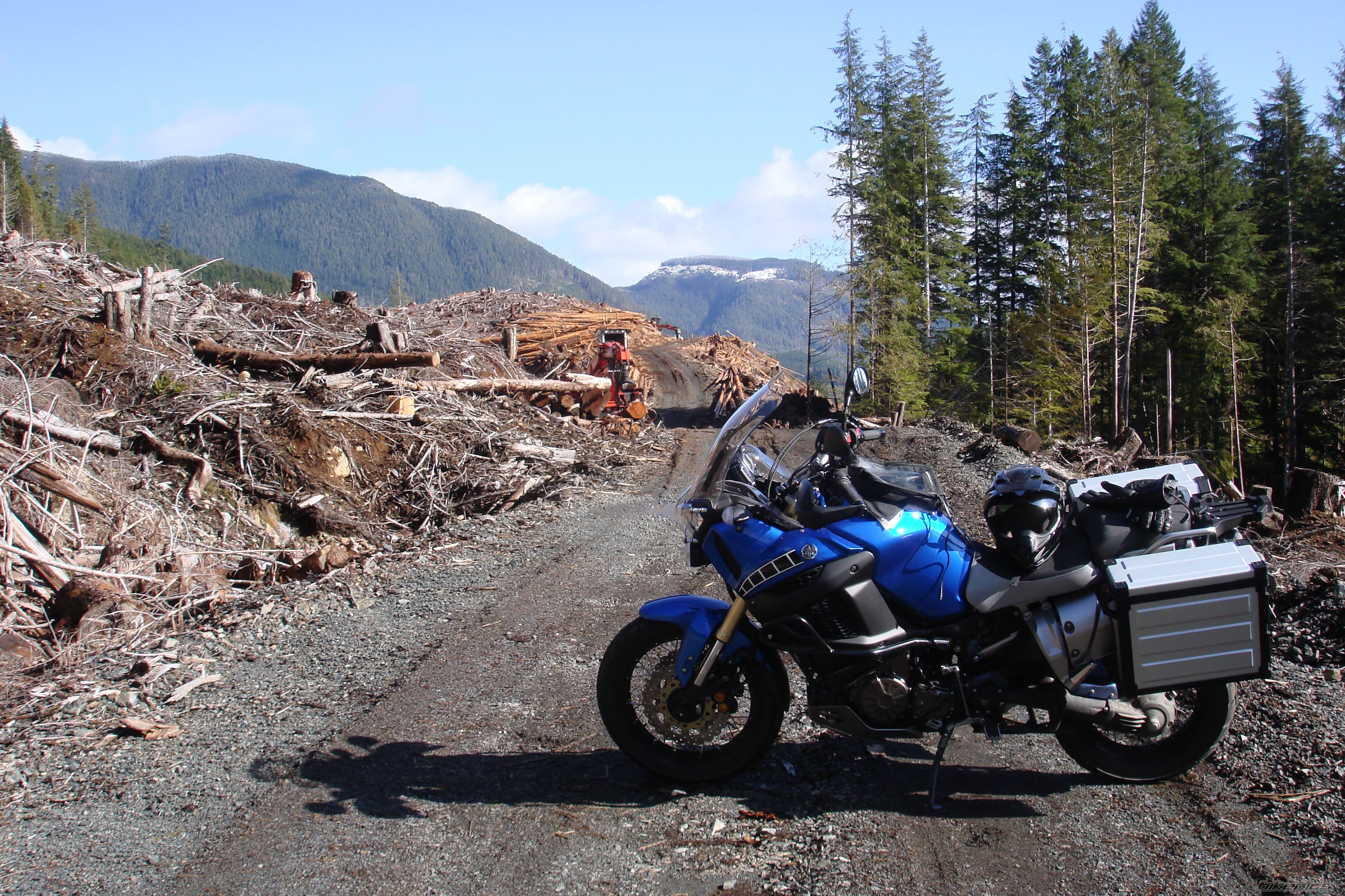 2012 YAMAHA SUPER TENERE XTZ1200 | Picture 2523673 motorcycle photo