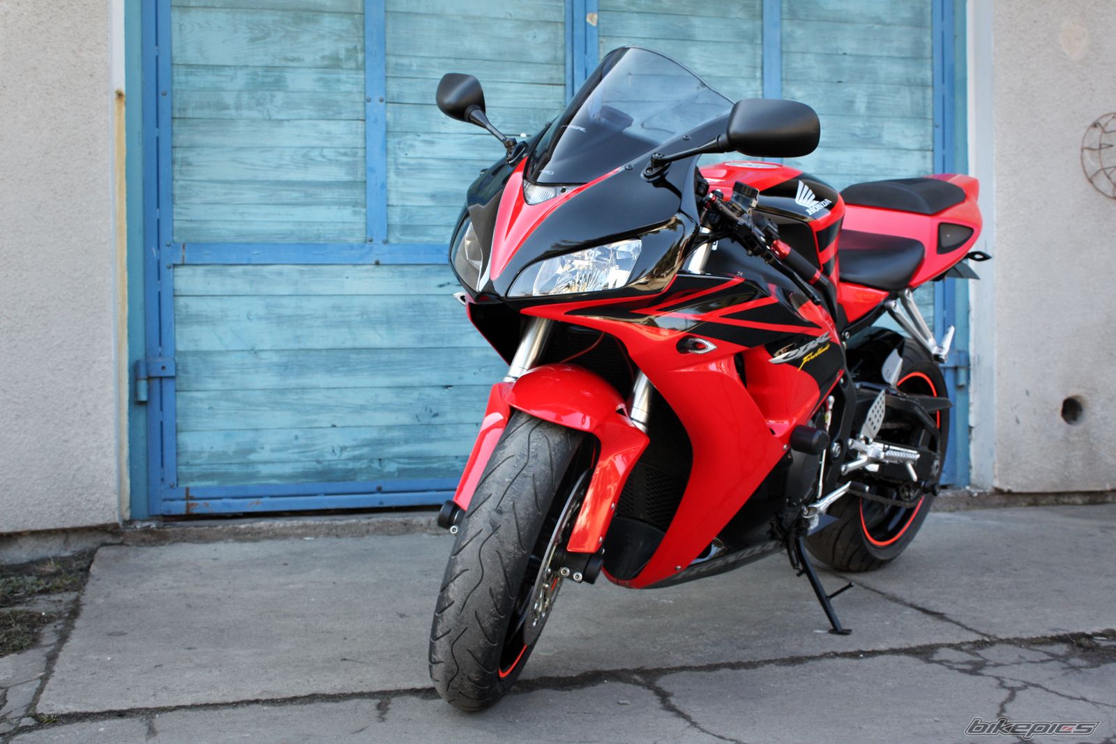 2006 HONDA CBR 1000  RR | Picture 2524151 motorcycle photo