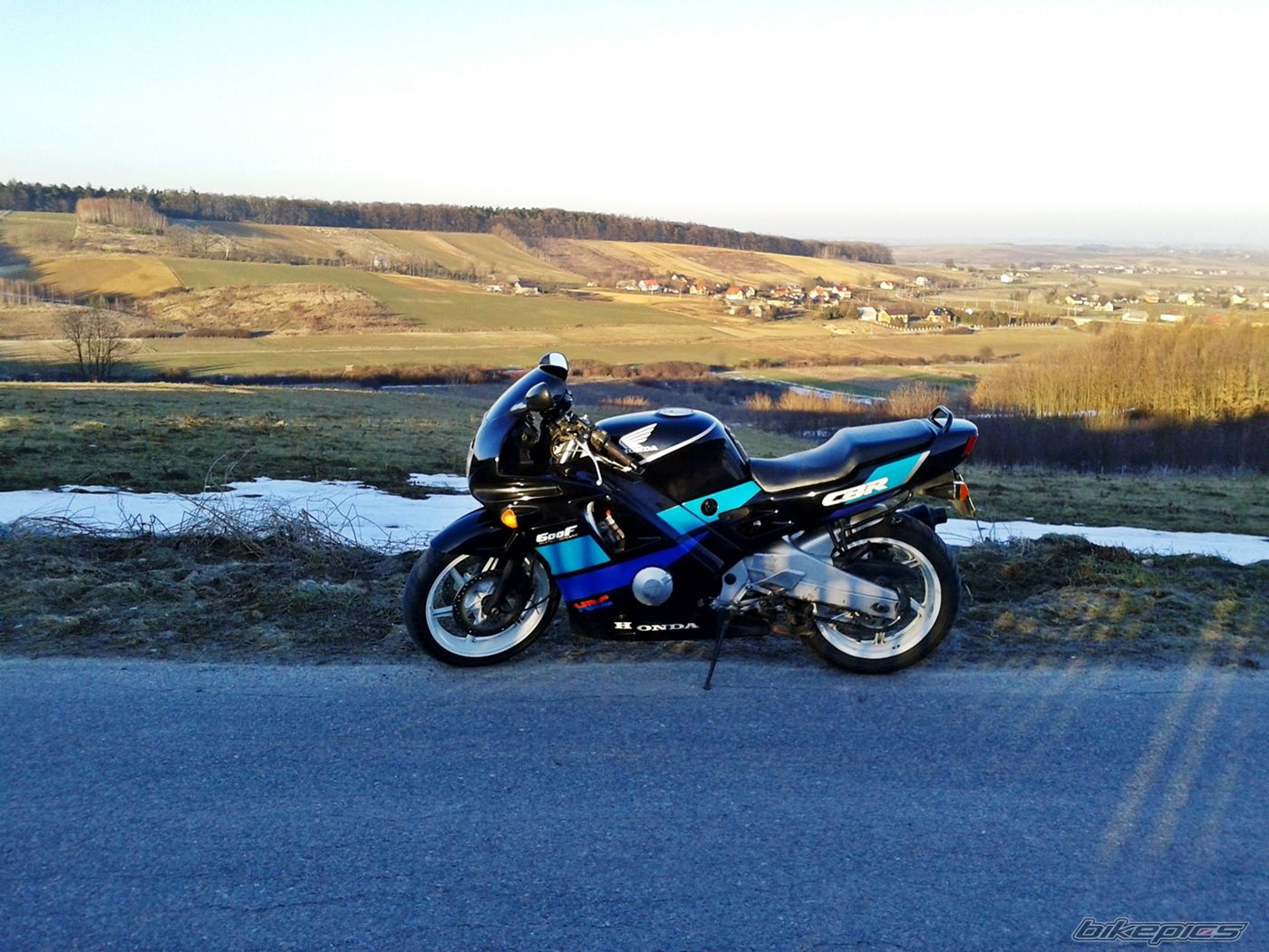 1991 HONDA CBR 600 | Picture 2524557 motorcycle photo