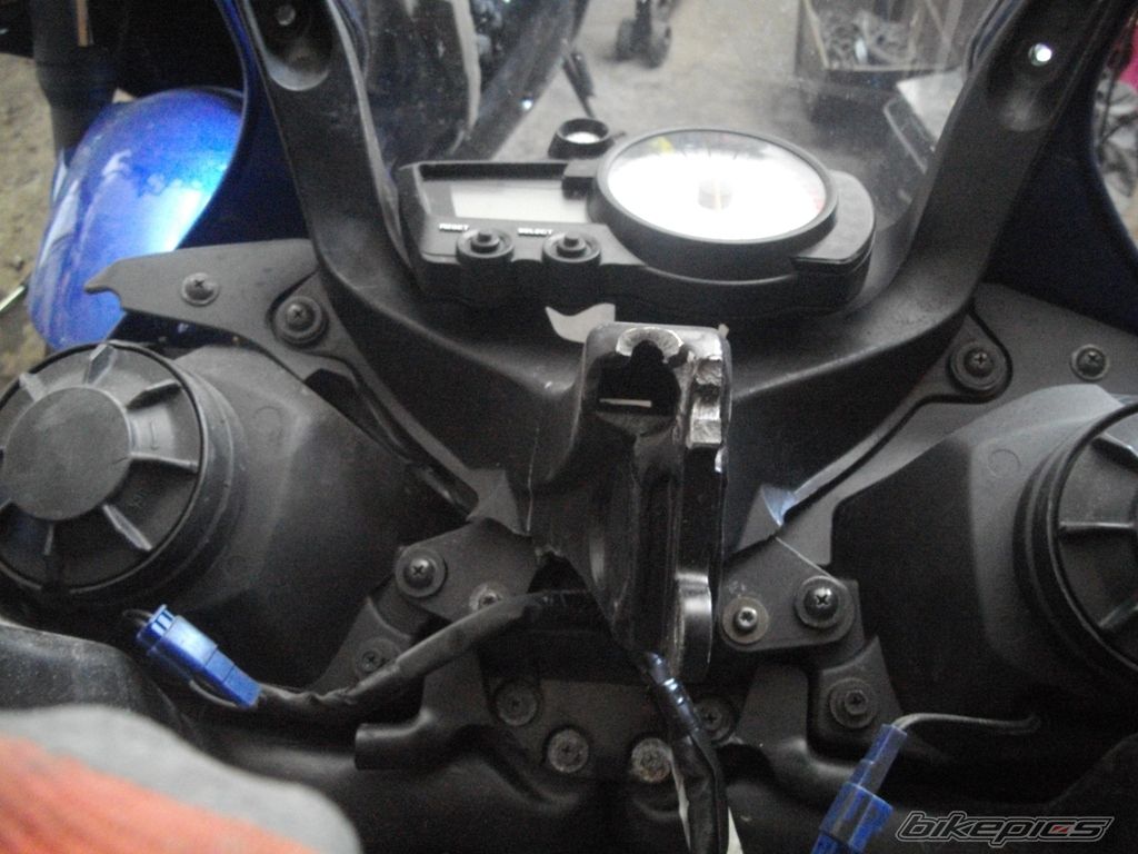 2004 YAMAHA YZF R6 | Picture 2529348 motorcycle photo