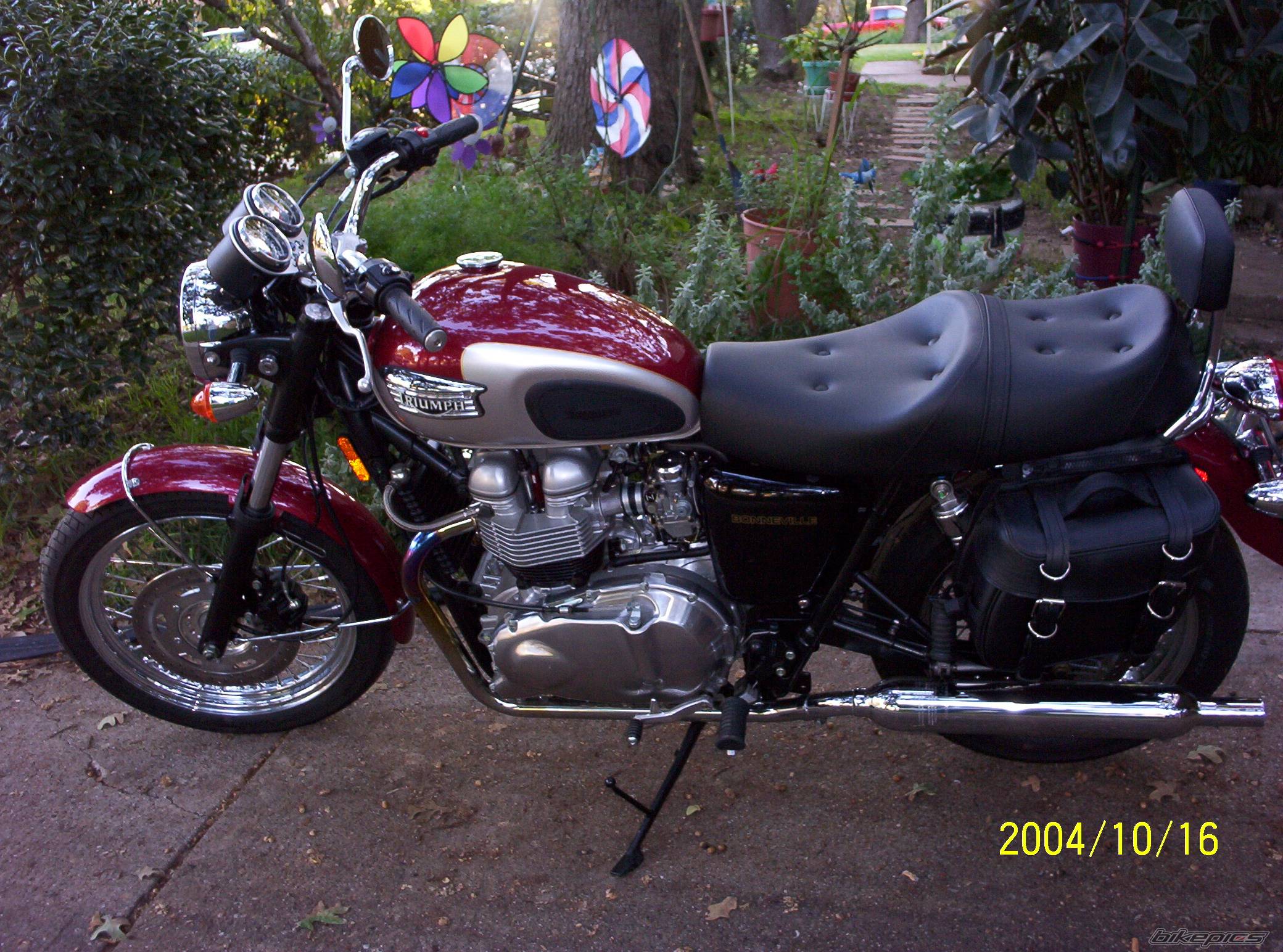 2002 TRIUMPH BONNEVILLE | Picture 252973 motorcycle photo