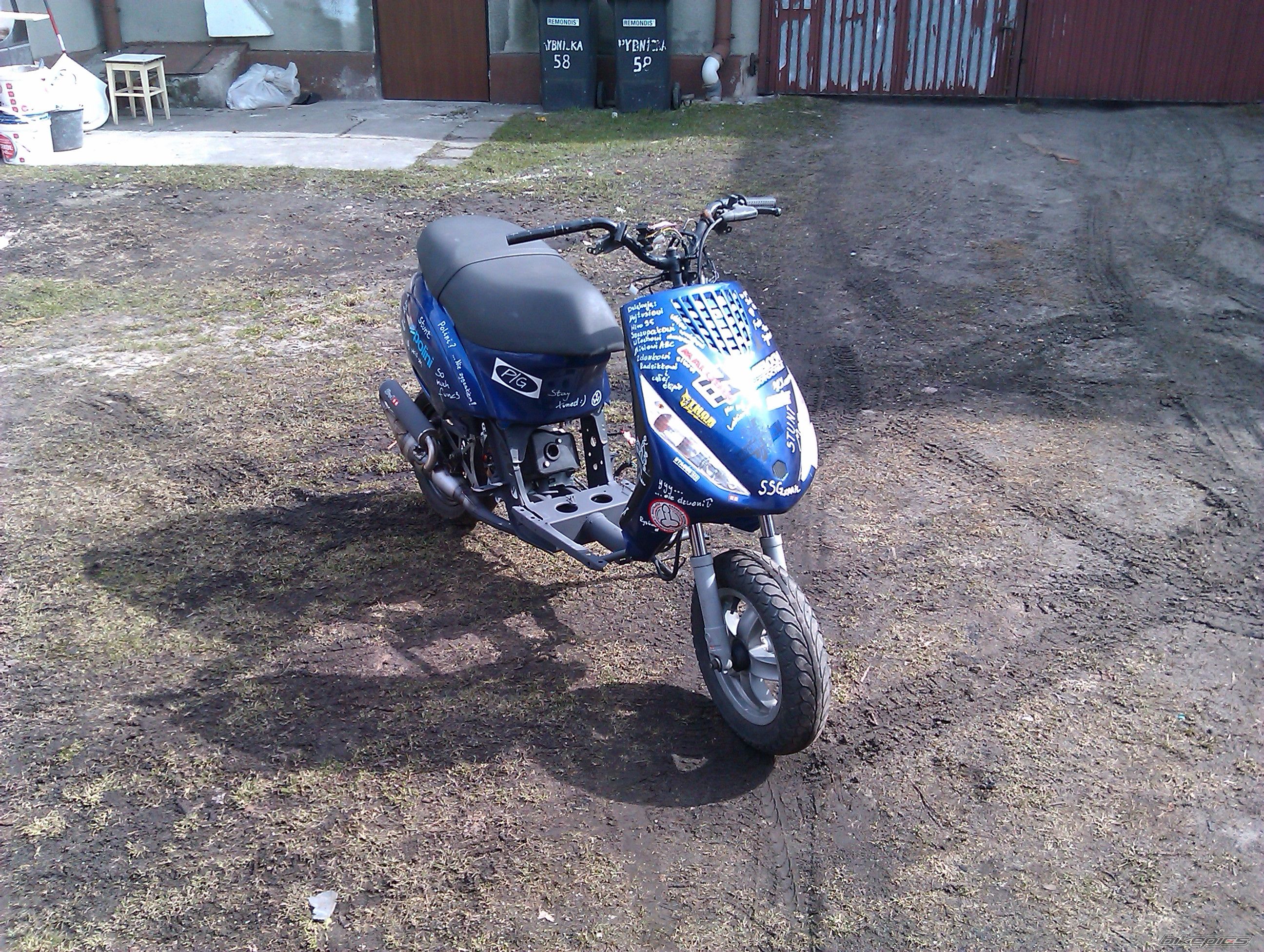 2003 PIAGGIO ZIP | Picture 2533510 motorcycle photo