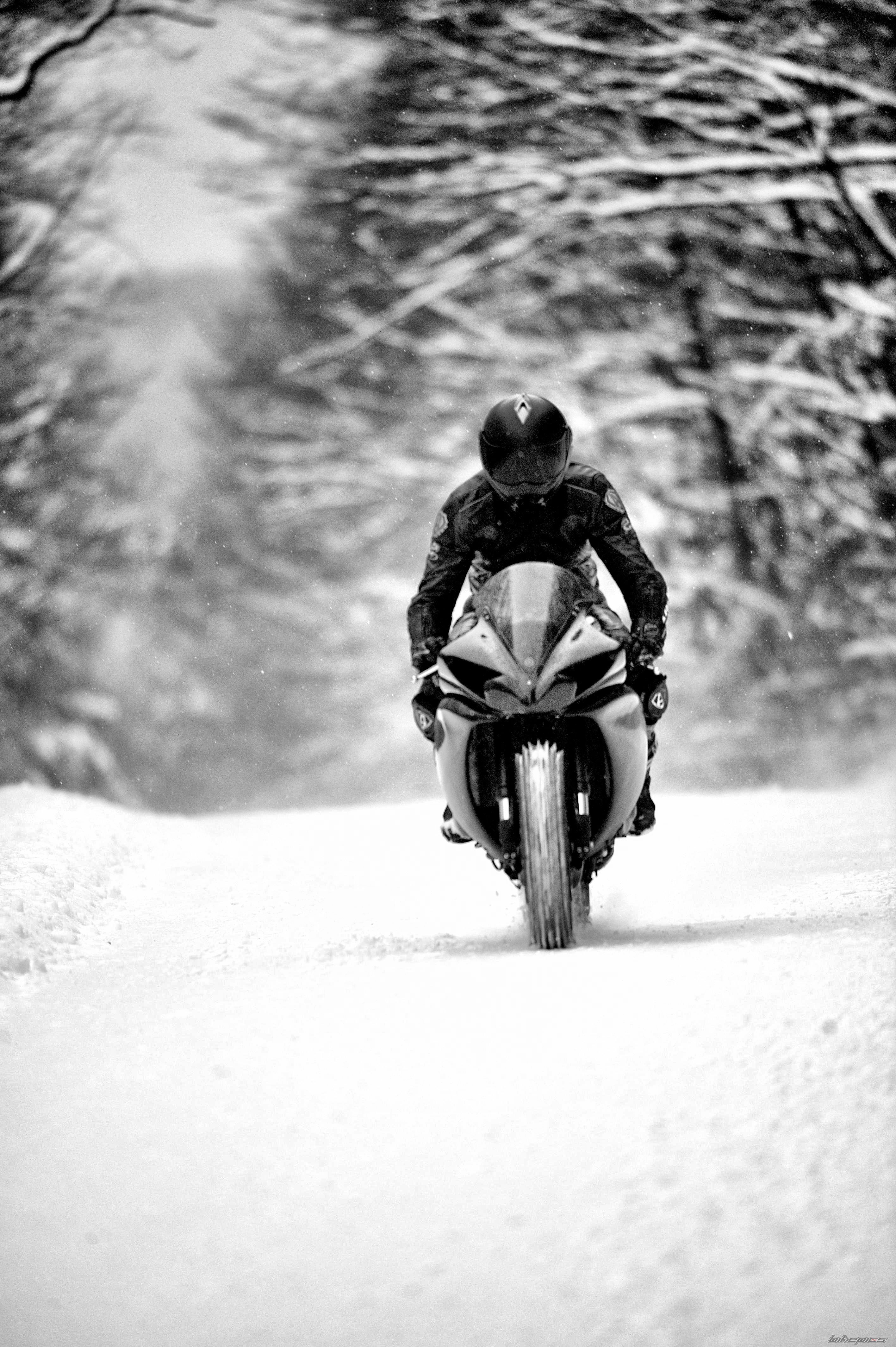 2007 YAMAHA YZF R1 | Picture 2535865 motorcycle photo
