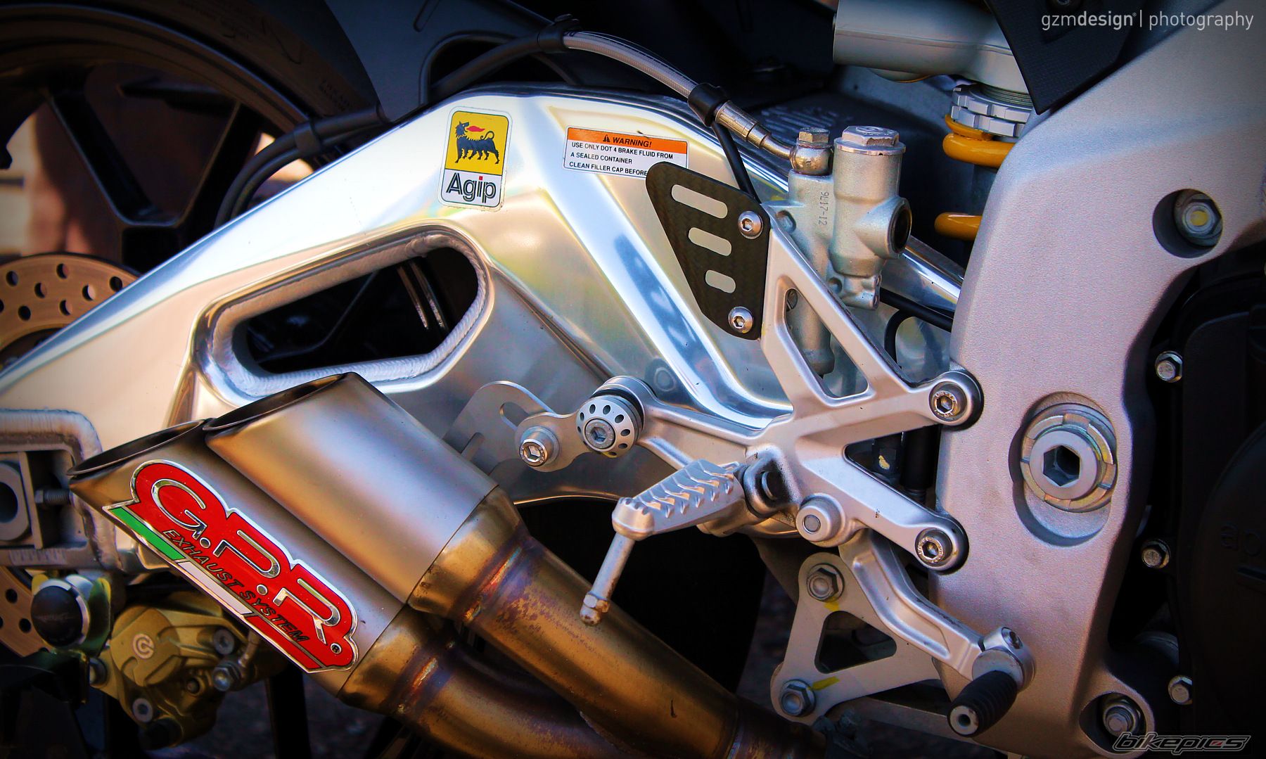 2011 APRILIA RSV4 | Picture 2538064 motorcycle photo